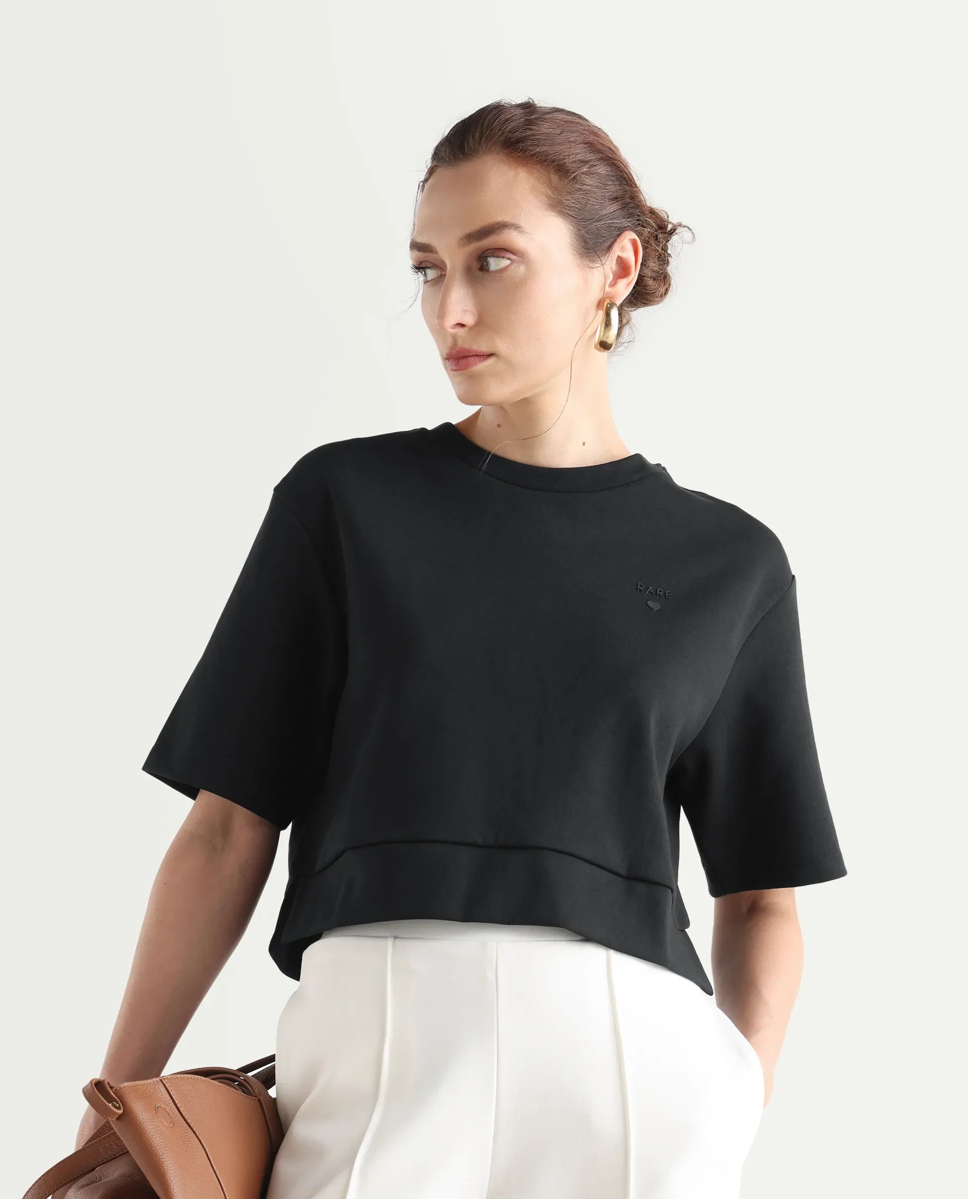 Rareism Women's Aftok T Black Linen Crew Neck Plain Crop Regular Fit T-Shirt
