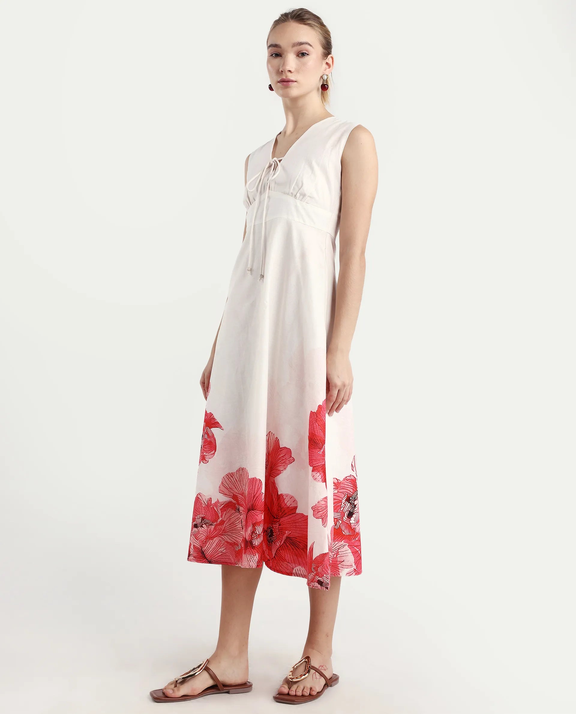 Rareism Women's Ago Off White Viscose Blend Sleeveless Fit And Flare Floral Print Dress
