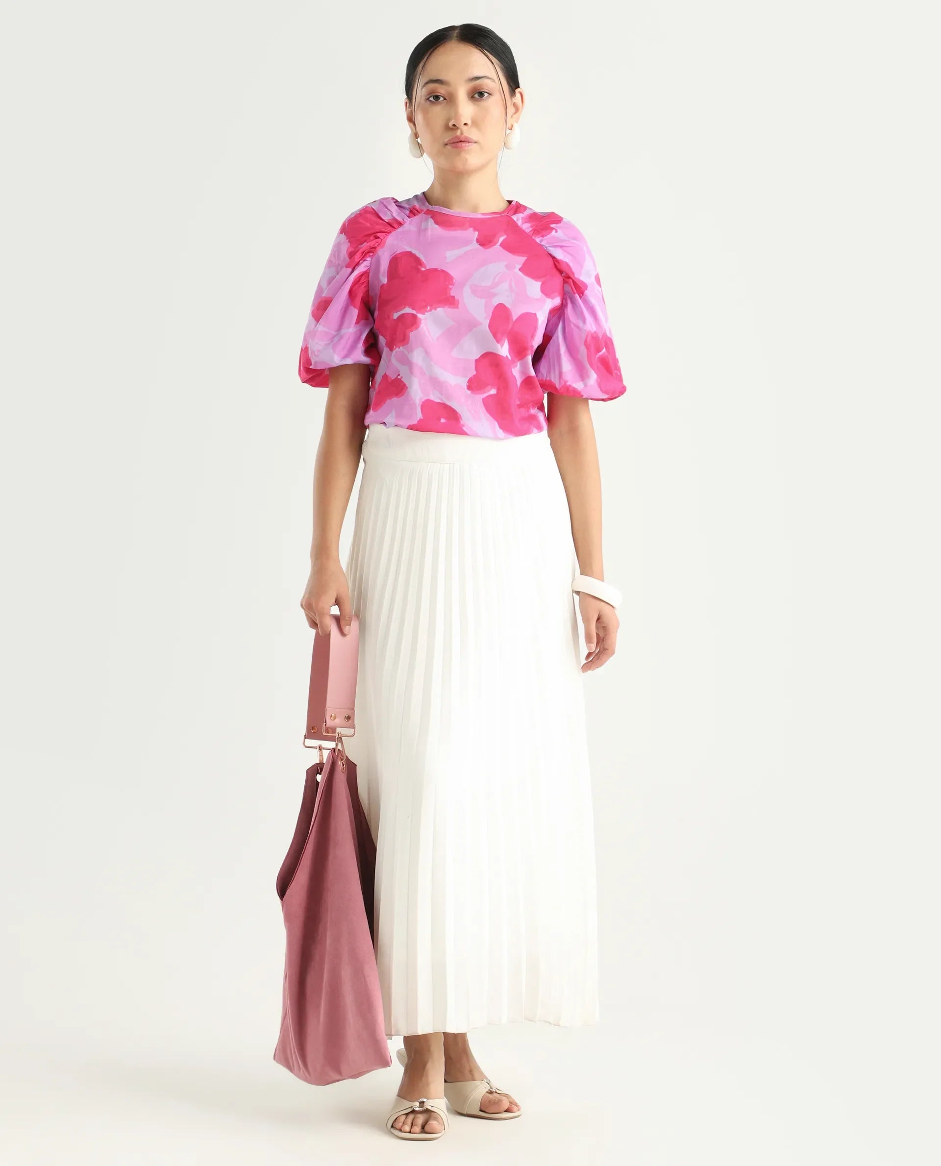 Rareism Women's Alpen Light Purple Cotton Crew Neck Floral Print Puff Sleeves Relaxed Fit Top