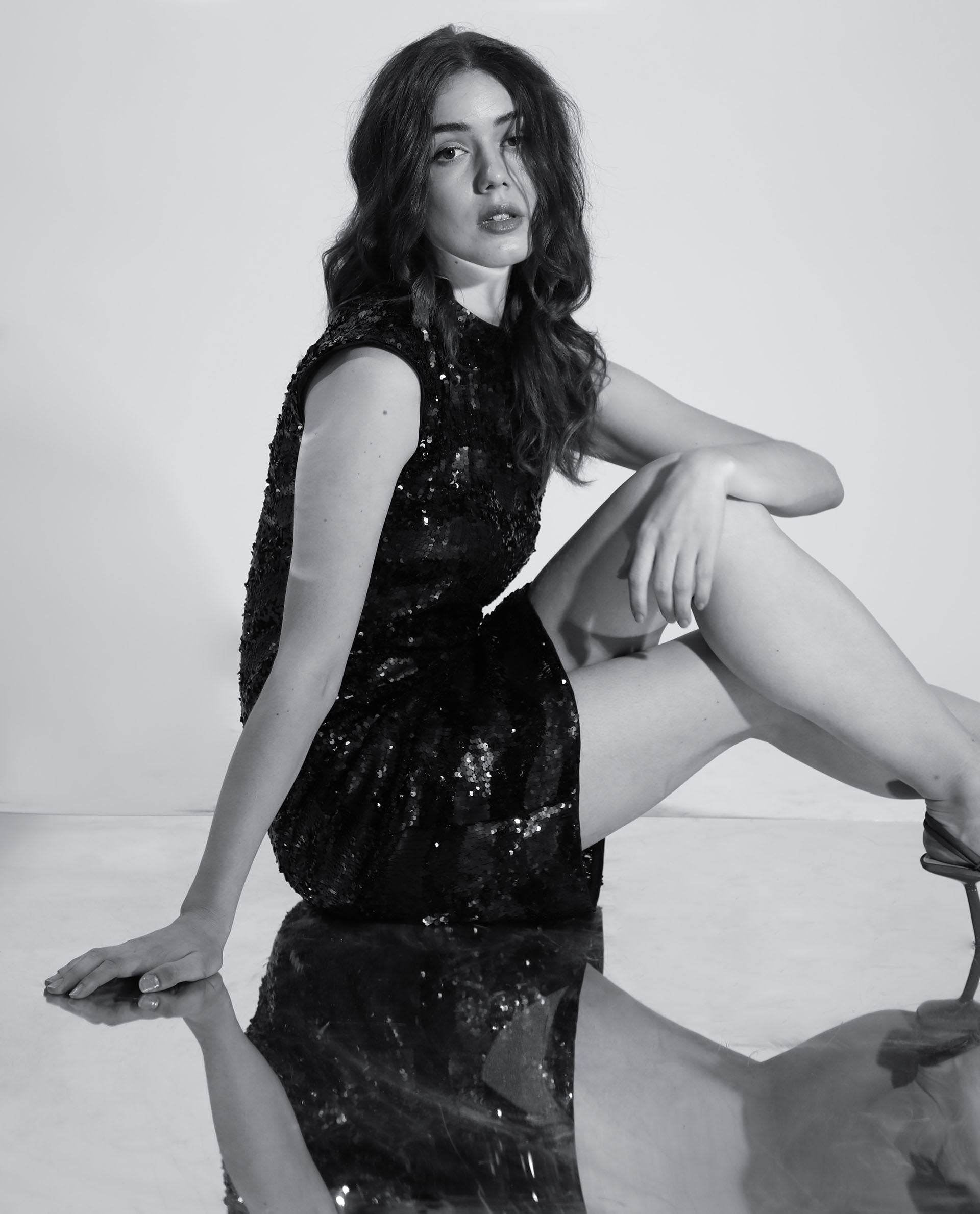 Rareism Women's Alzo Sheen Black Polyester Fabric High Neck Zipper Closure Sleeveless Sequined  Knee Length Dress