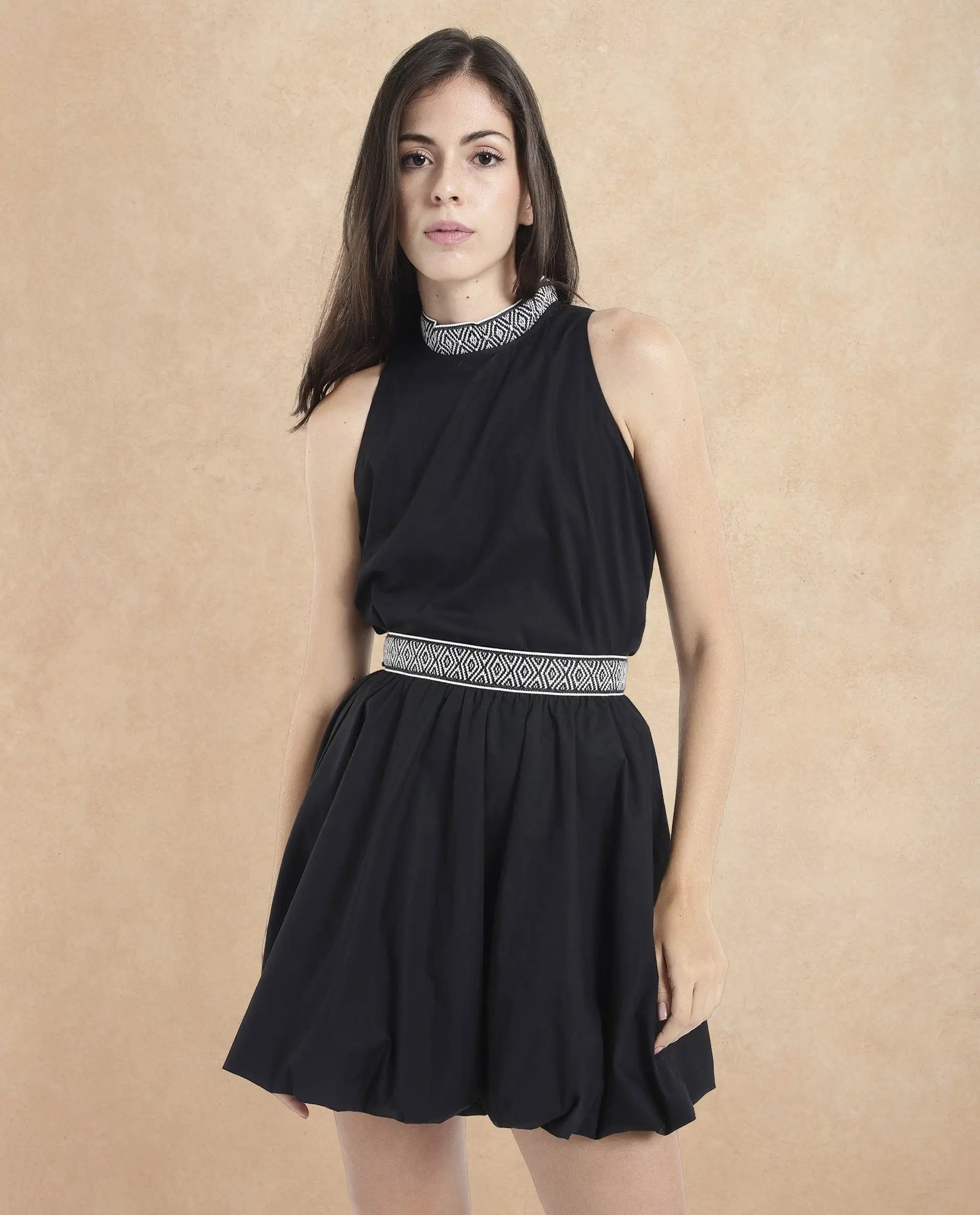 Rareism Women Como Black Zipper Balloon Fit Plain Mini Skirt