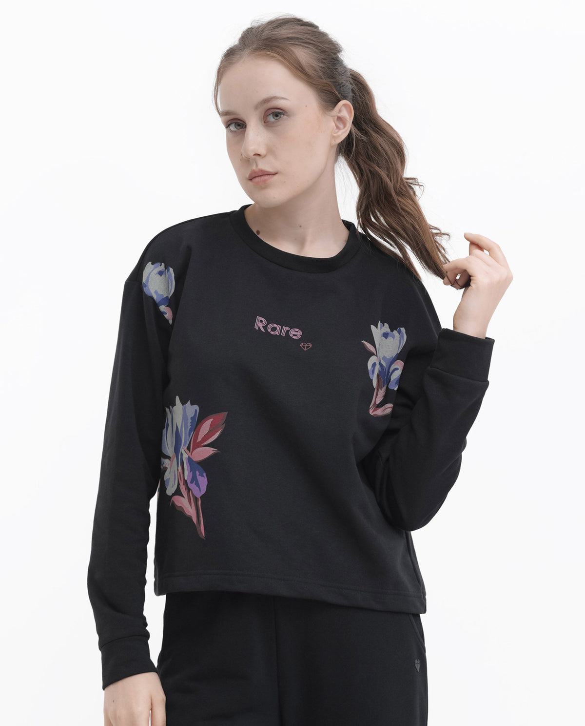 Rareism Articale Women Argyle Black Poly Cotton Fabric Full Sleeves Crew Neck Regular Fit Graphic Print Sweatshirt