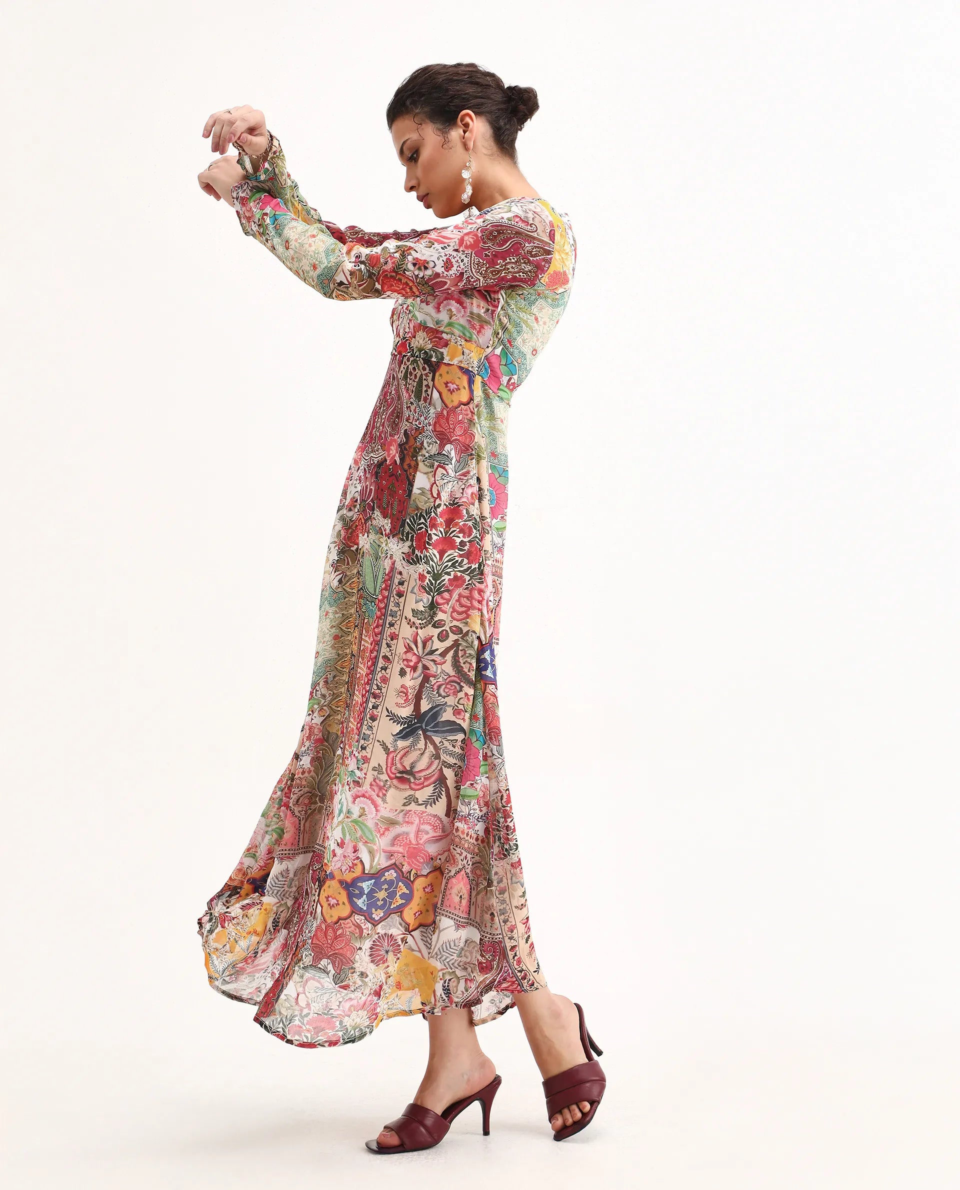 Rareism Women's Avirin Multi Viscose V-Neck Fit And Flare Abstract Print Dress