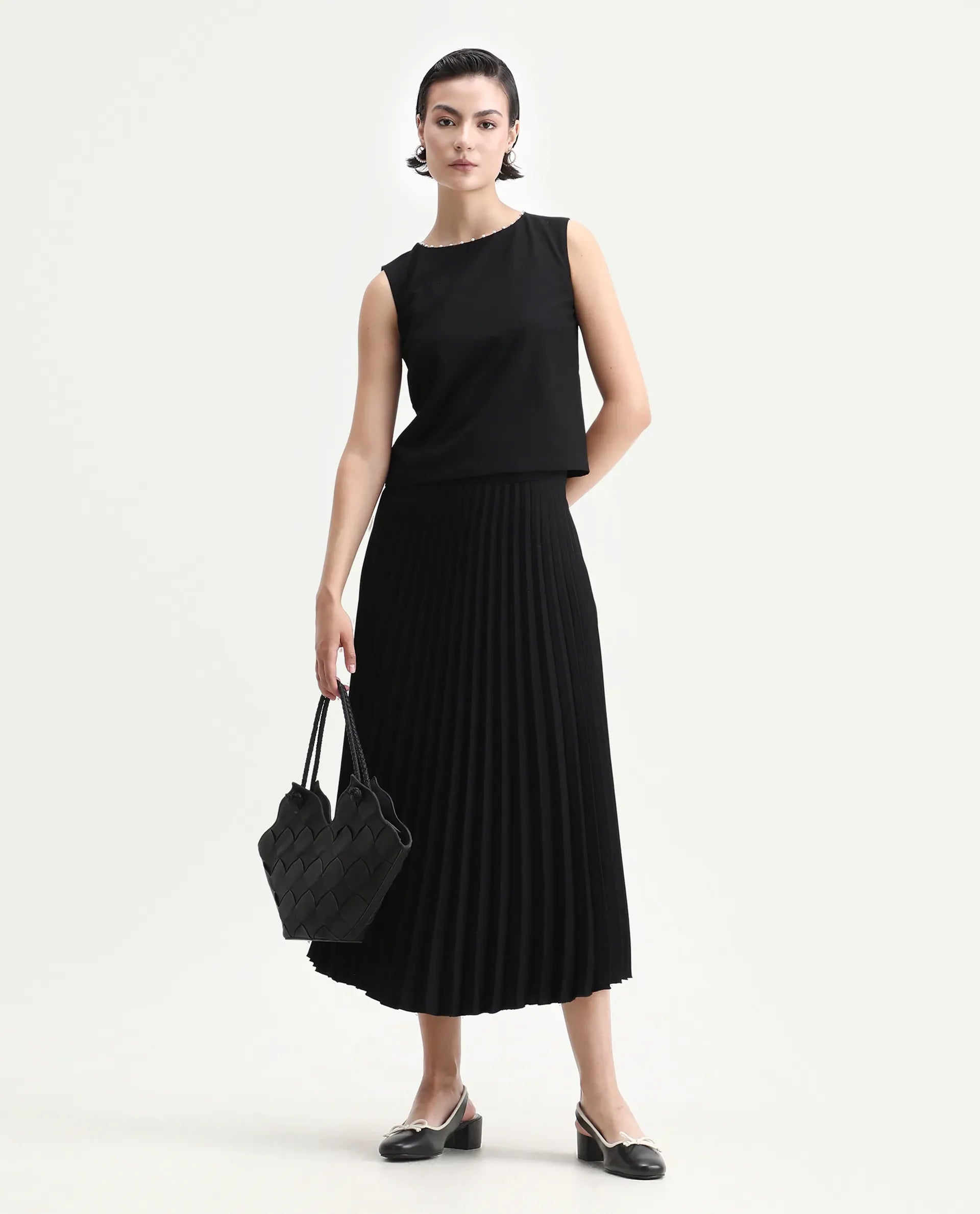 Rareism Women's Avisa Black Lycra Blend Boat Neck Boxy Fit Plain Top