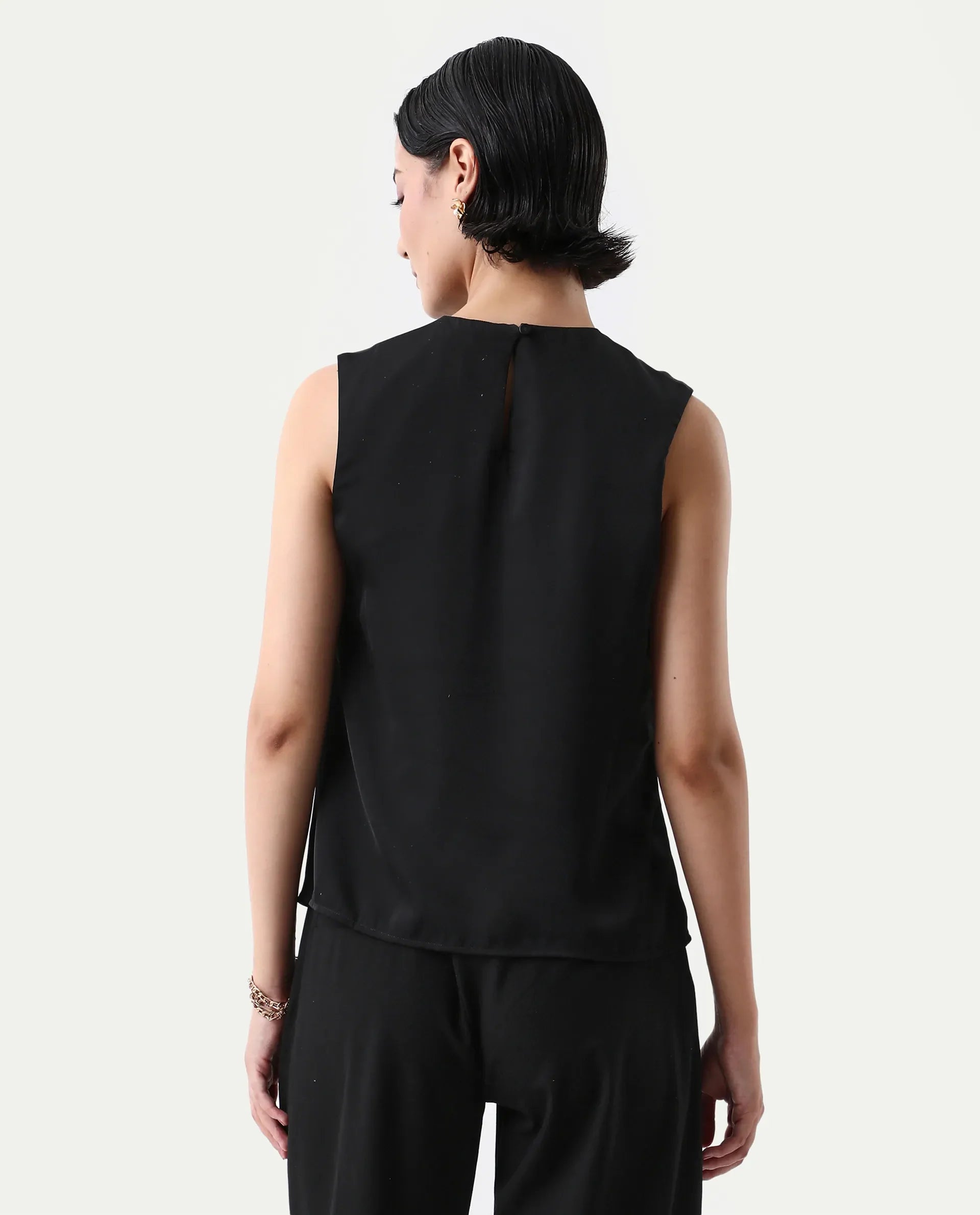 Rareism Women's Aviso Black Polyester Round Neck Regular Fit Plain Top