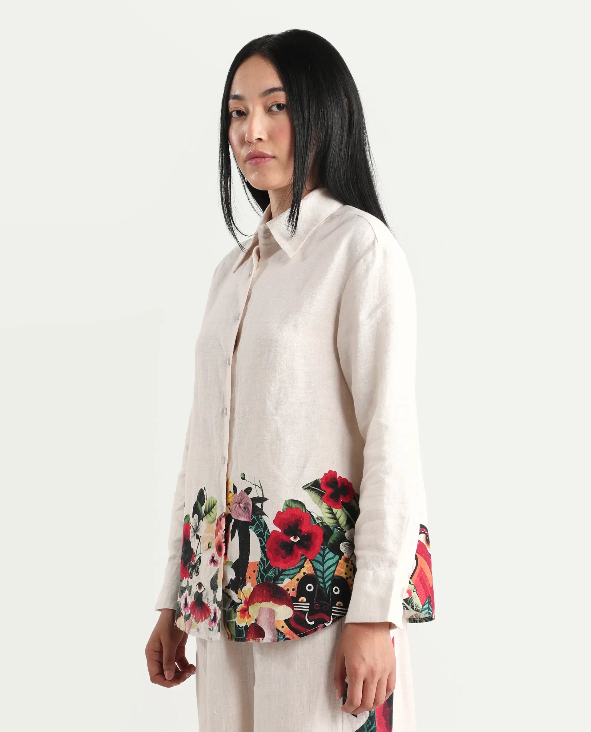 Rareism Women's Bazper-T Off White 100% Linen Full Sleeve Regular Fit Abstract Print Shirt