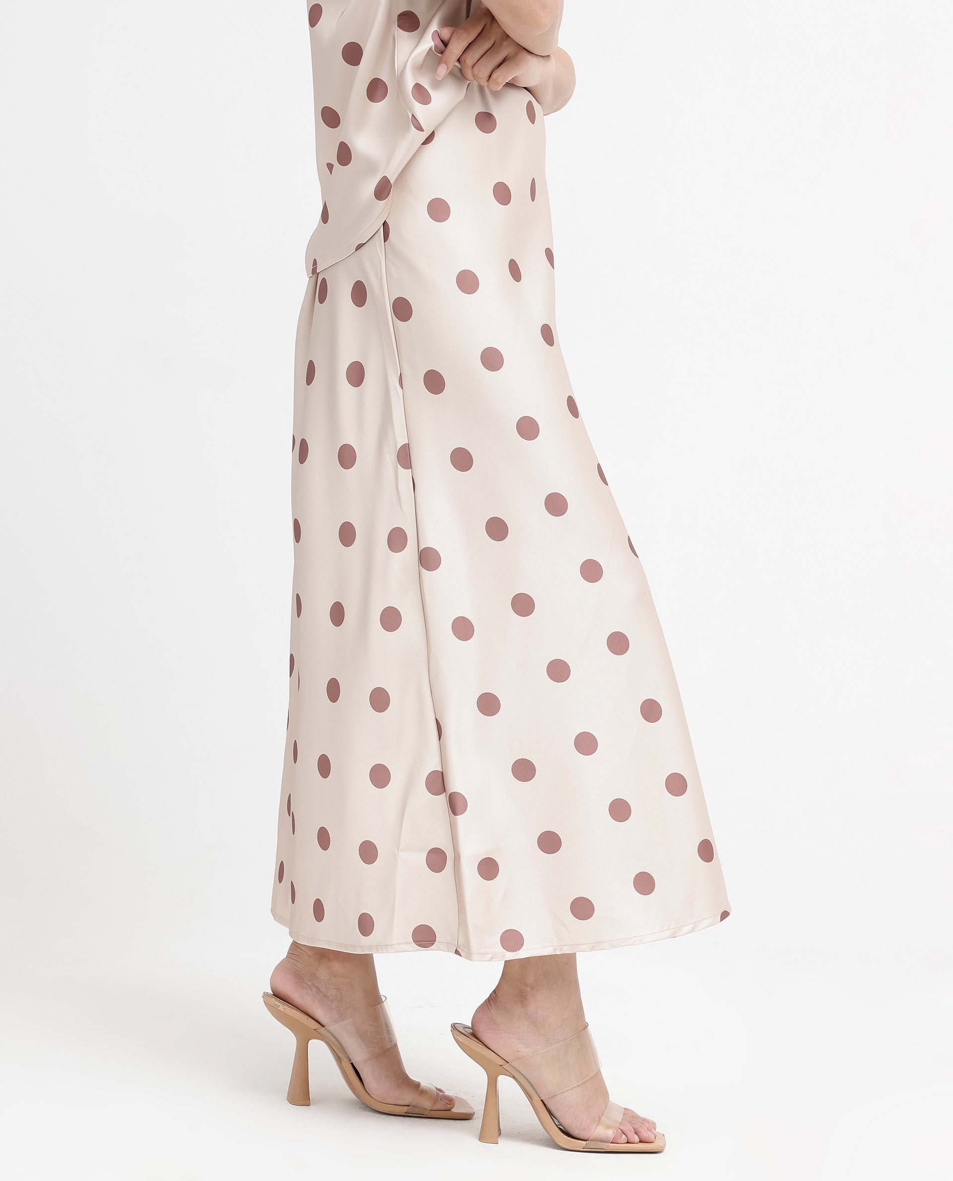 Rareism Women Berdo-B Beige Polyester Fabric Polka Print Relaxed Midi Skirt