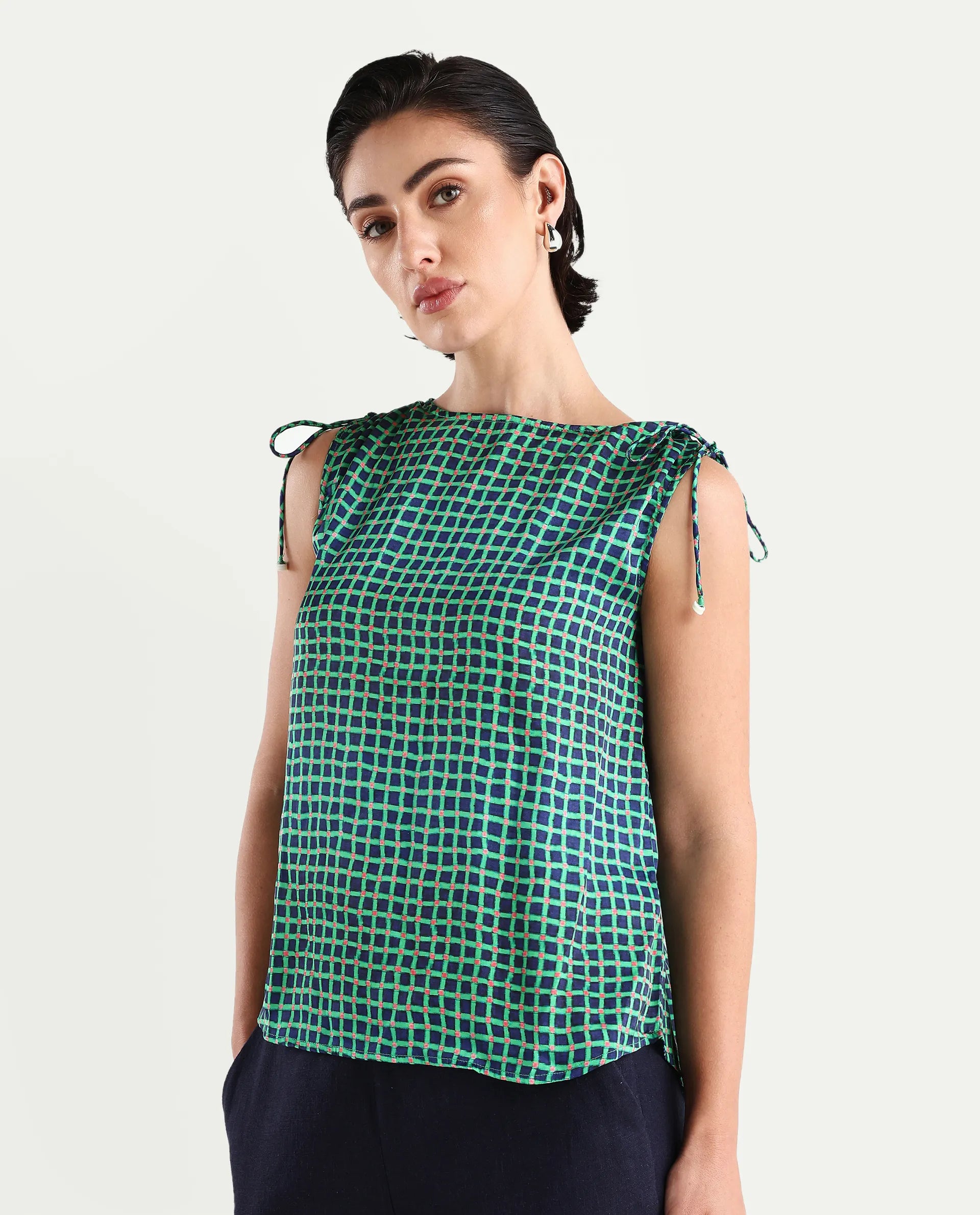 Rareism Women's Blaze Green Polyester Boat Neck Geometric Print Sleeveless Regular Fit Top