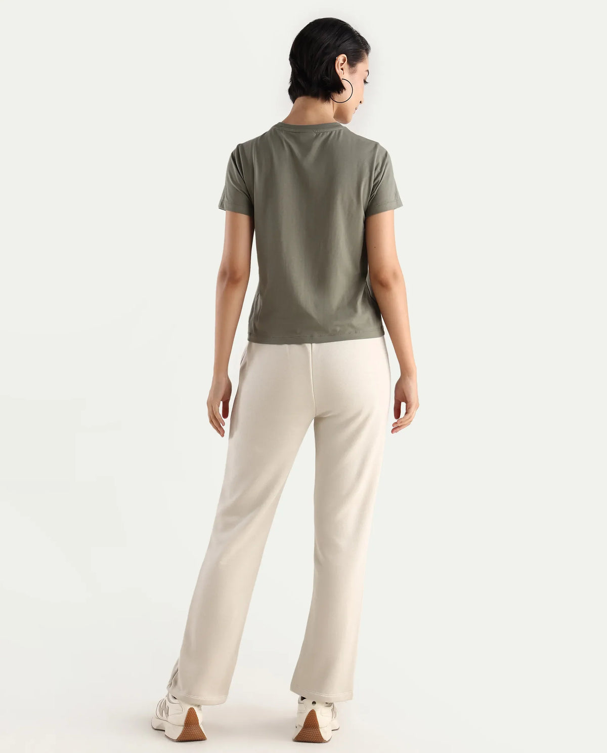 Rareism Women's Blunt Off White Cotton Blend Plain Ankle Length Straight Fit Track Pant