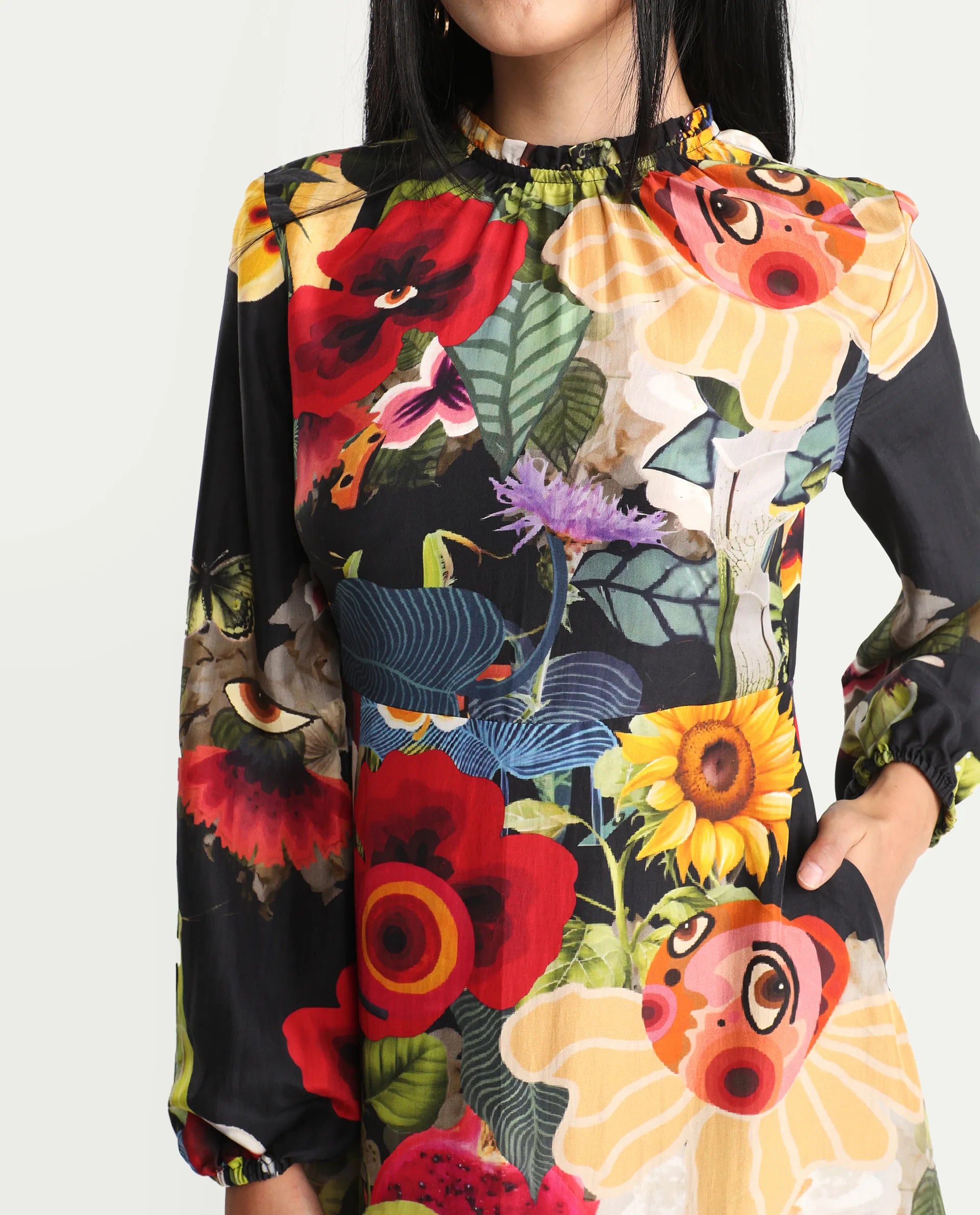 Rareism Women's Bufuz Black Silk Half Sleeve Flared Abstract Print Dress