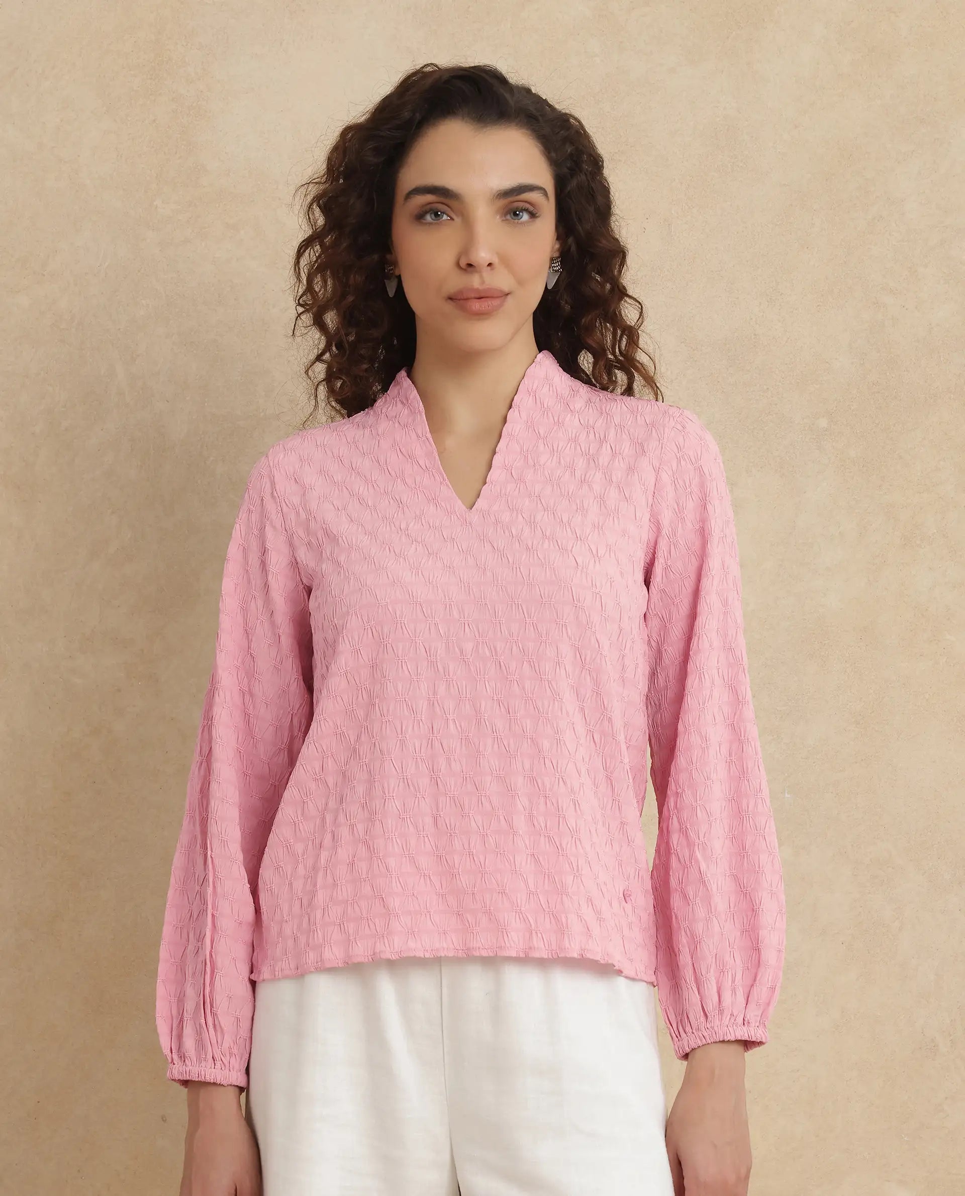 Rareism Women's Bummo Light Pink Polyester V-Neck Plain Balloon Sleeve Regular Fit Top