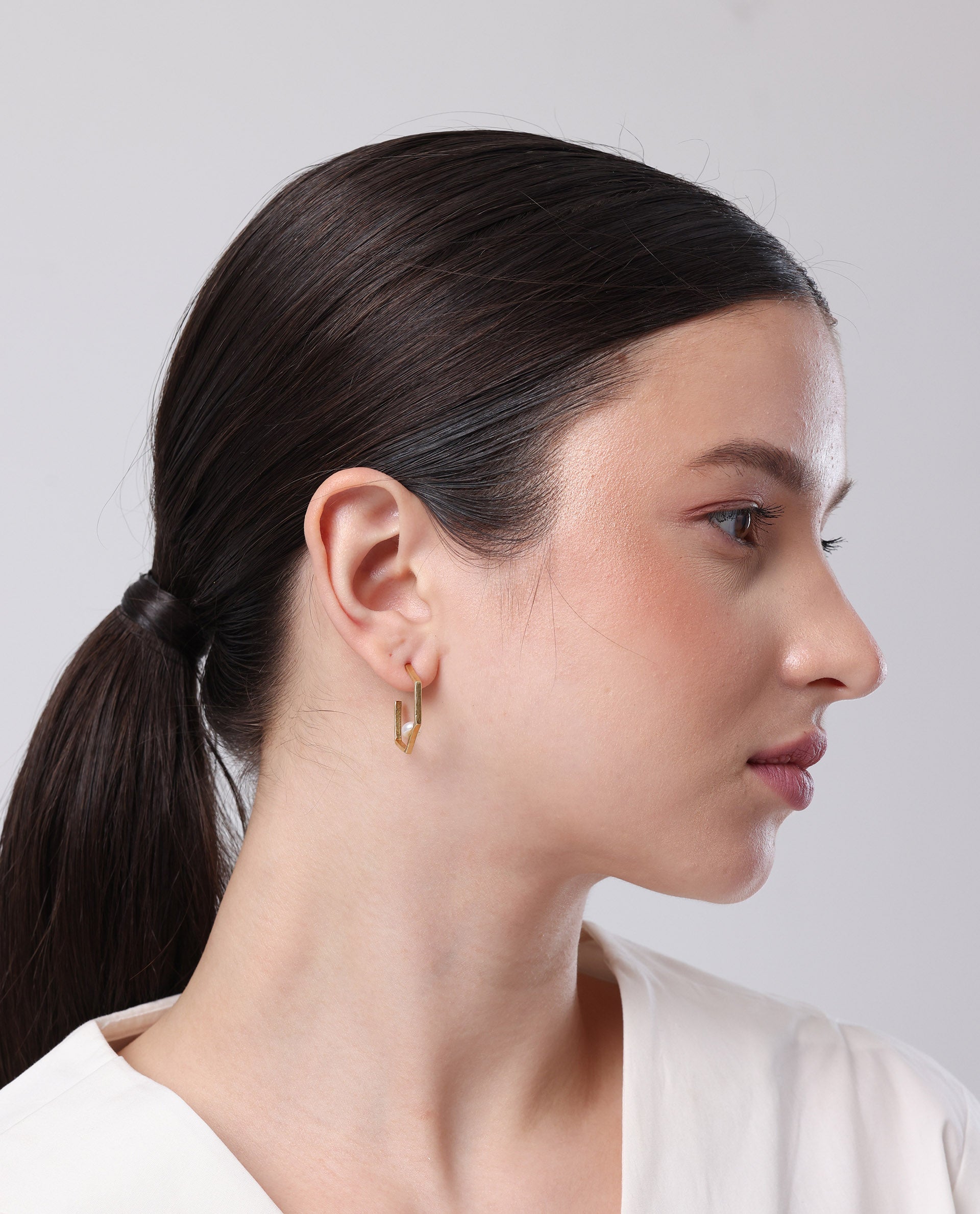 Rareism Women Balance Gold & Pearl Earring