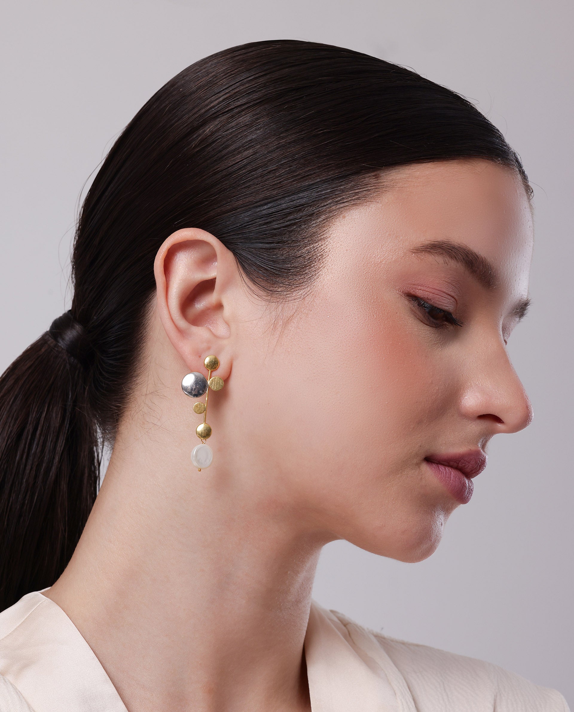 Rareism Women Bubbles Gold Earring