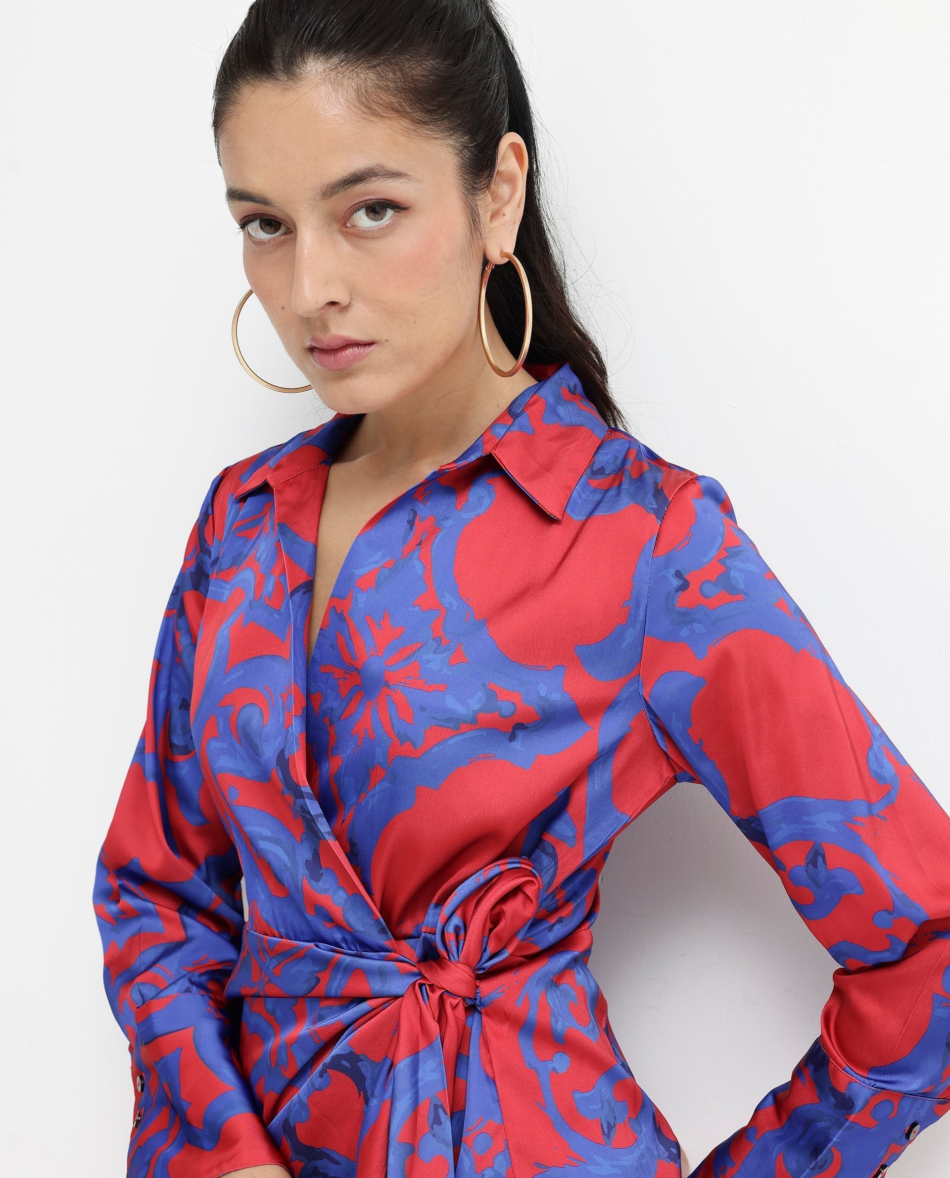 Rareism Women Cager-SC Red Cuffed Sleeve Regular Collar Loop Wrap Abstract Print Mini Dress