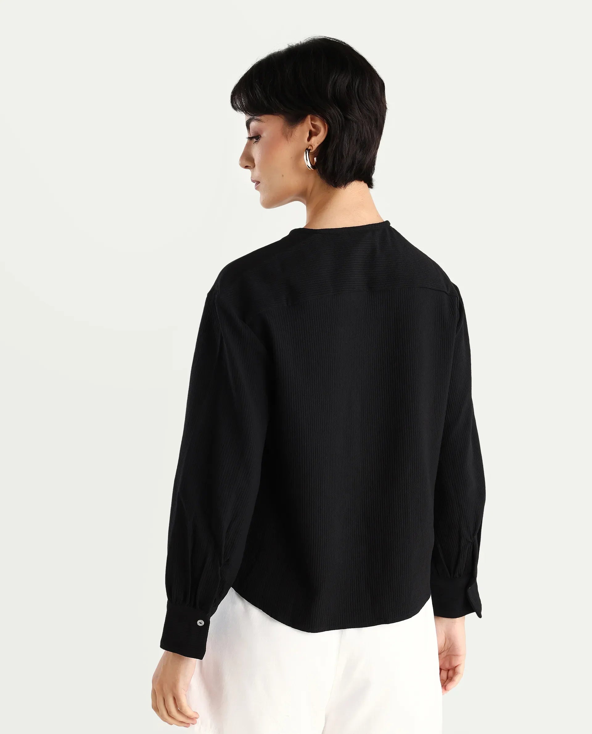 Rareism Women's Chantrey Black Cotton Crew Neck Plain Cuffed Sleeve Regular Fit Top