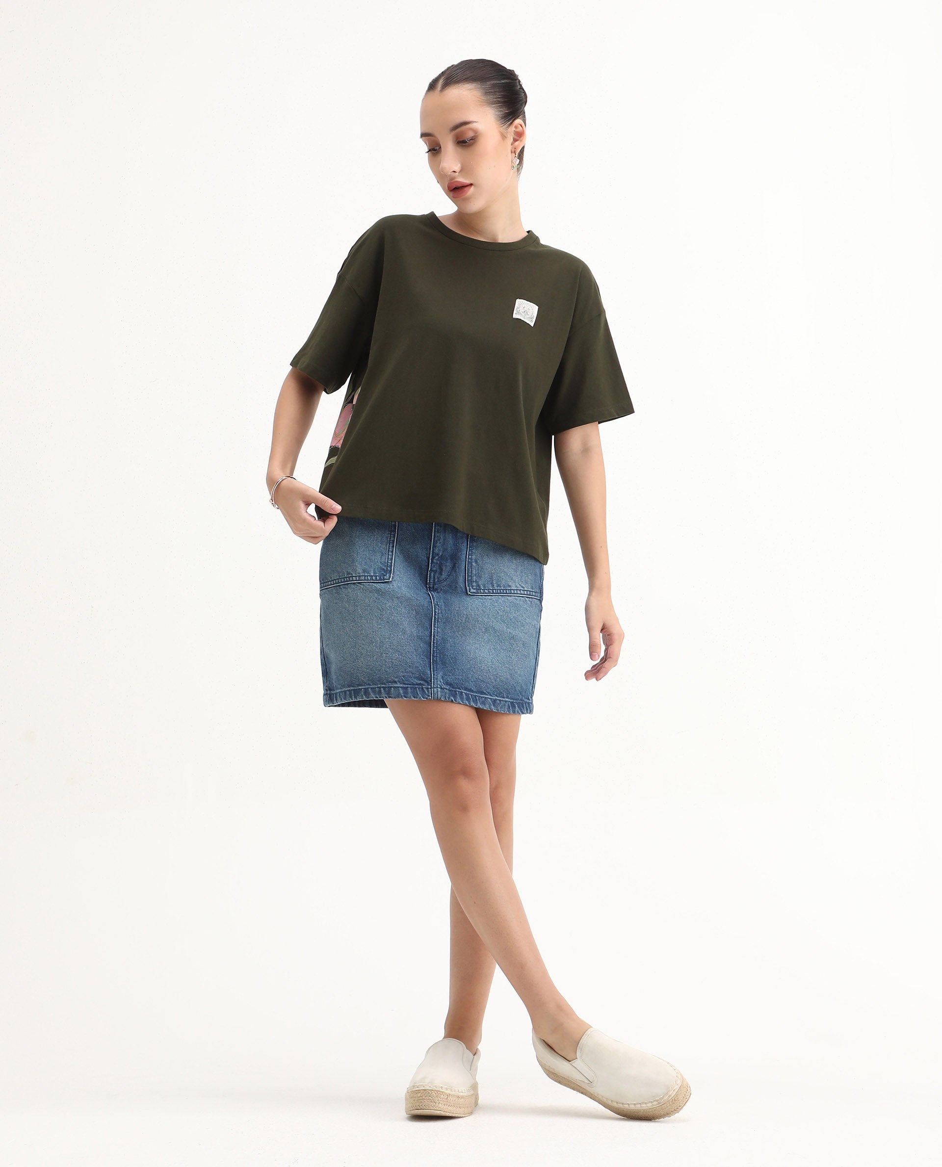 Rareism Women's Couler Olive Cotton Blend Crew Neck Graphic Print Relaxed Fit T-Shirt