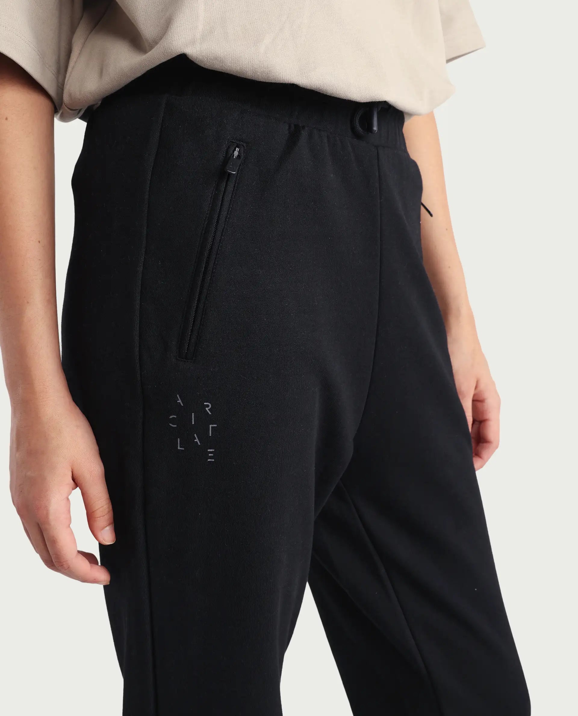 Rareism Women's Heavy Weight Interlock 340 Gsm Cotton Blend Plain Ankle Length Relaxed Fit Track Pant