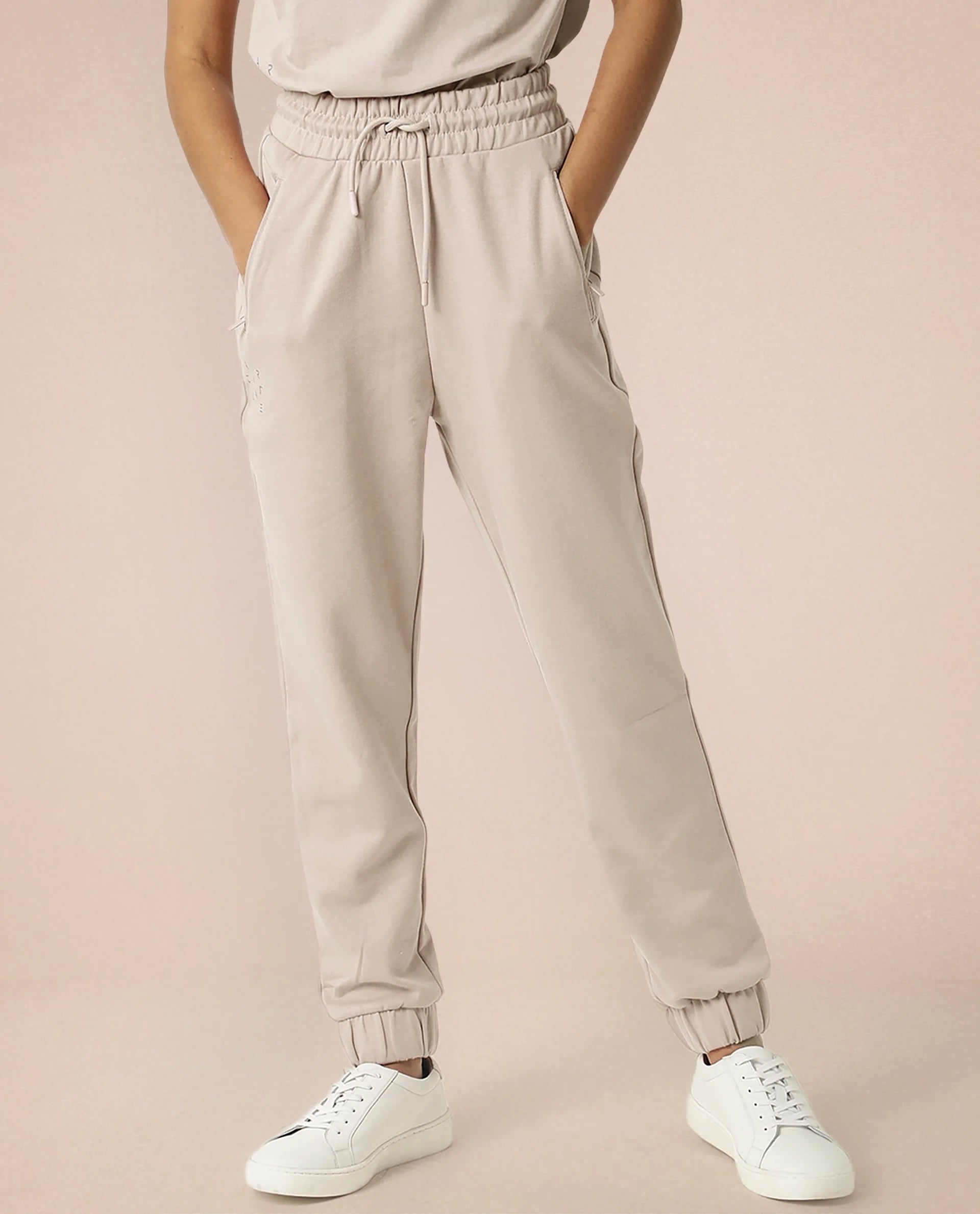 Rareism Women's Heavy Weight Interlock 340 Gsm Cotton Blend Plain Ankle Length Relaxed Fit Track Pant