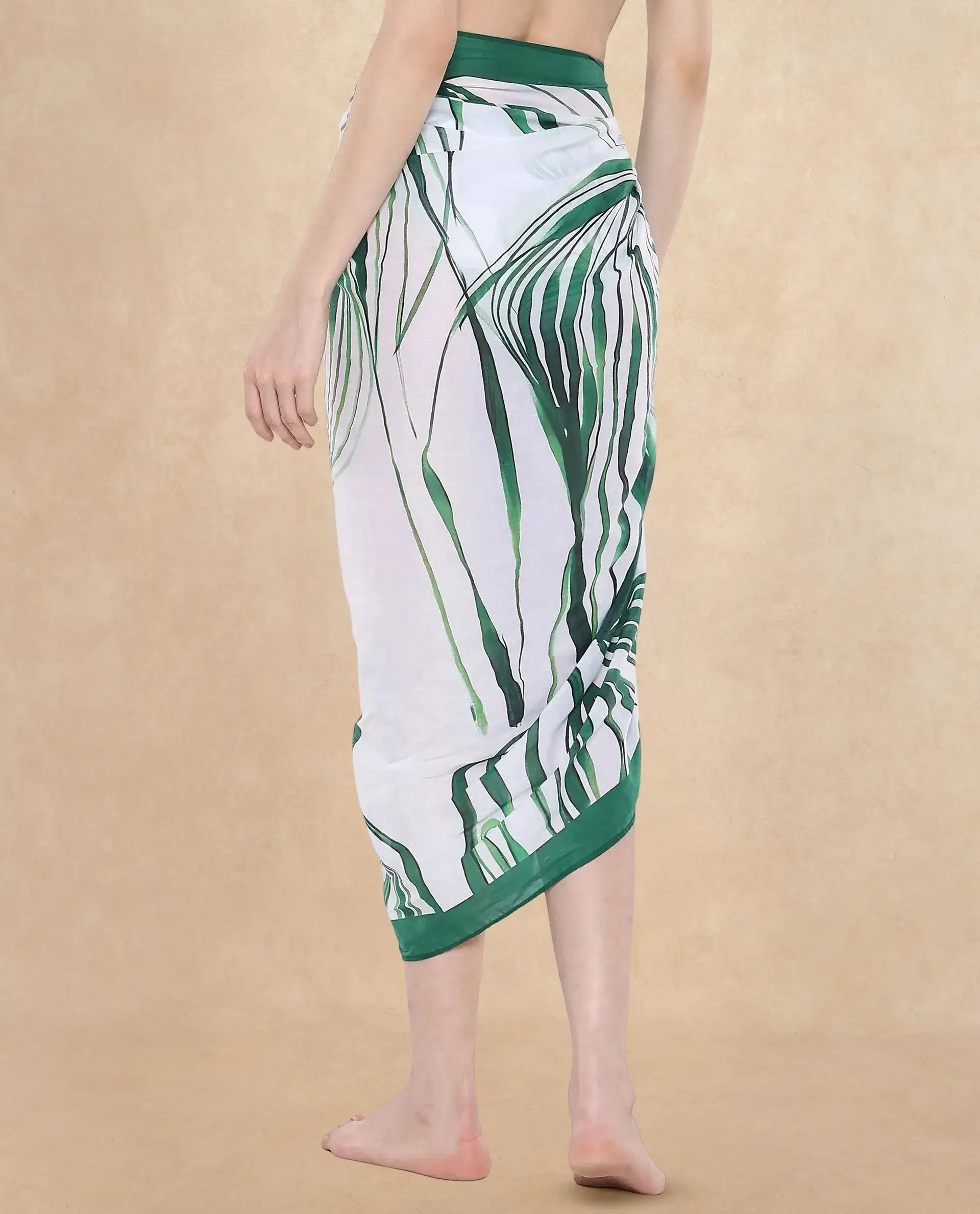 Rareism Women Daphy Green Tie Up Closure Abstract Print Scarf