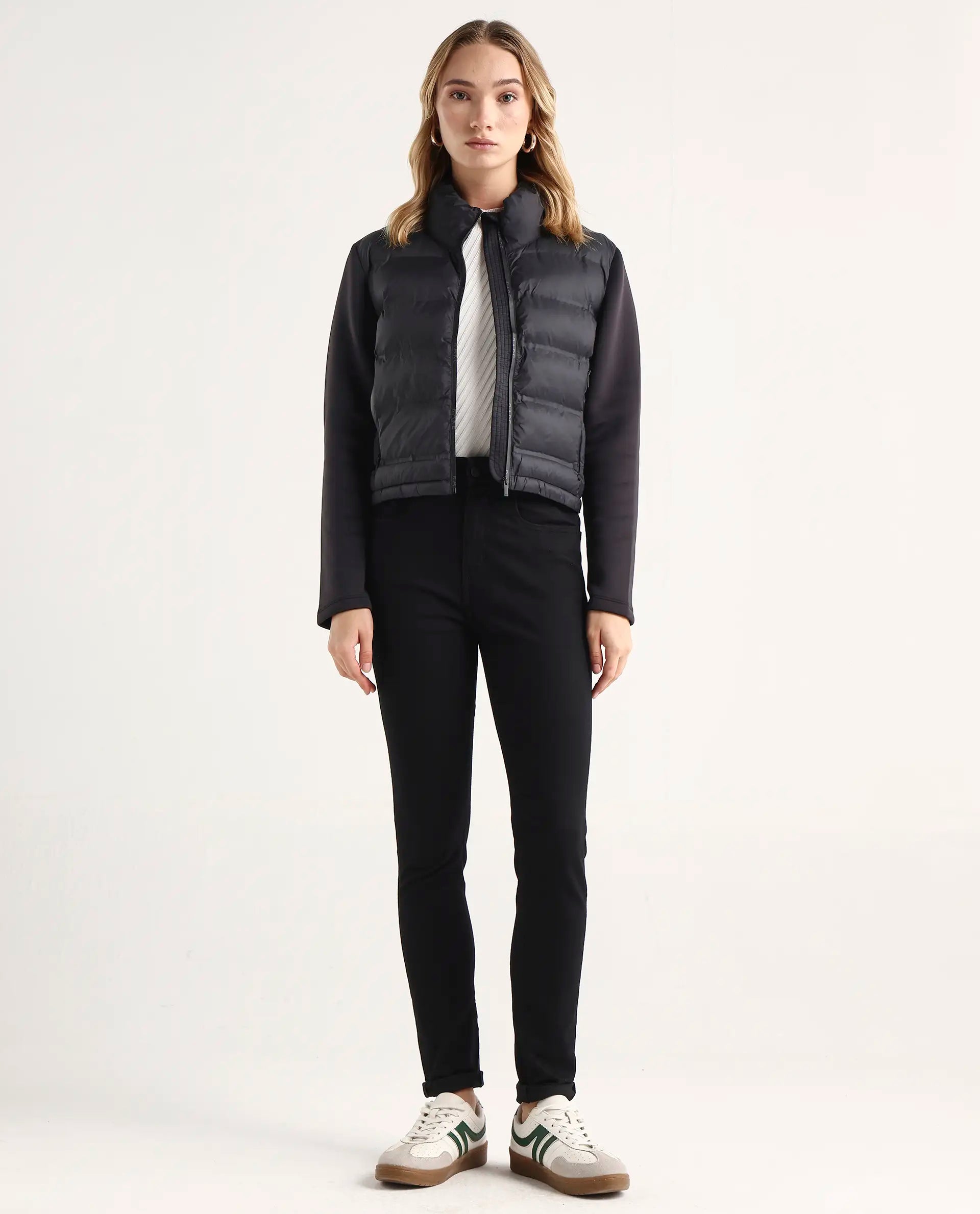 Rareism Women's Dengo Black Cotton Blend Skinny Plain Jeans