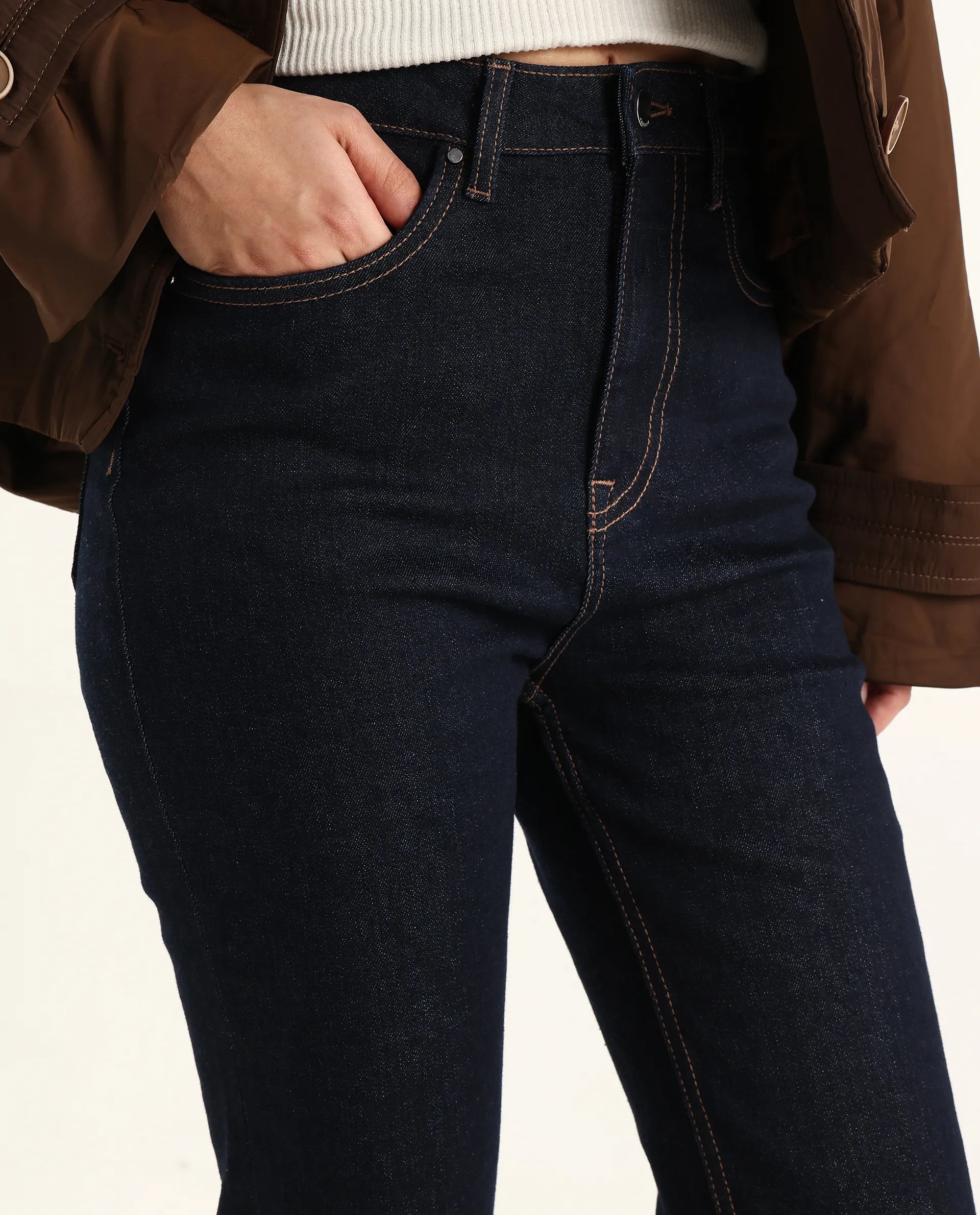 Rareism Women's Denon Dark Navy Cotton Blend Carrot Plain Jeans