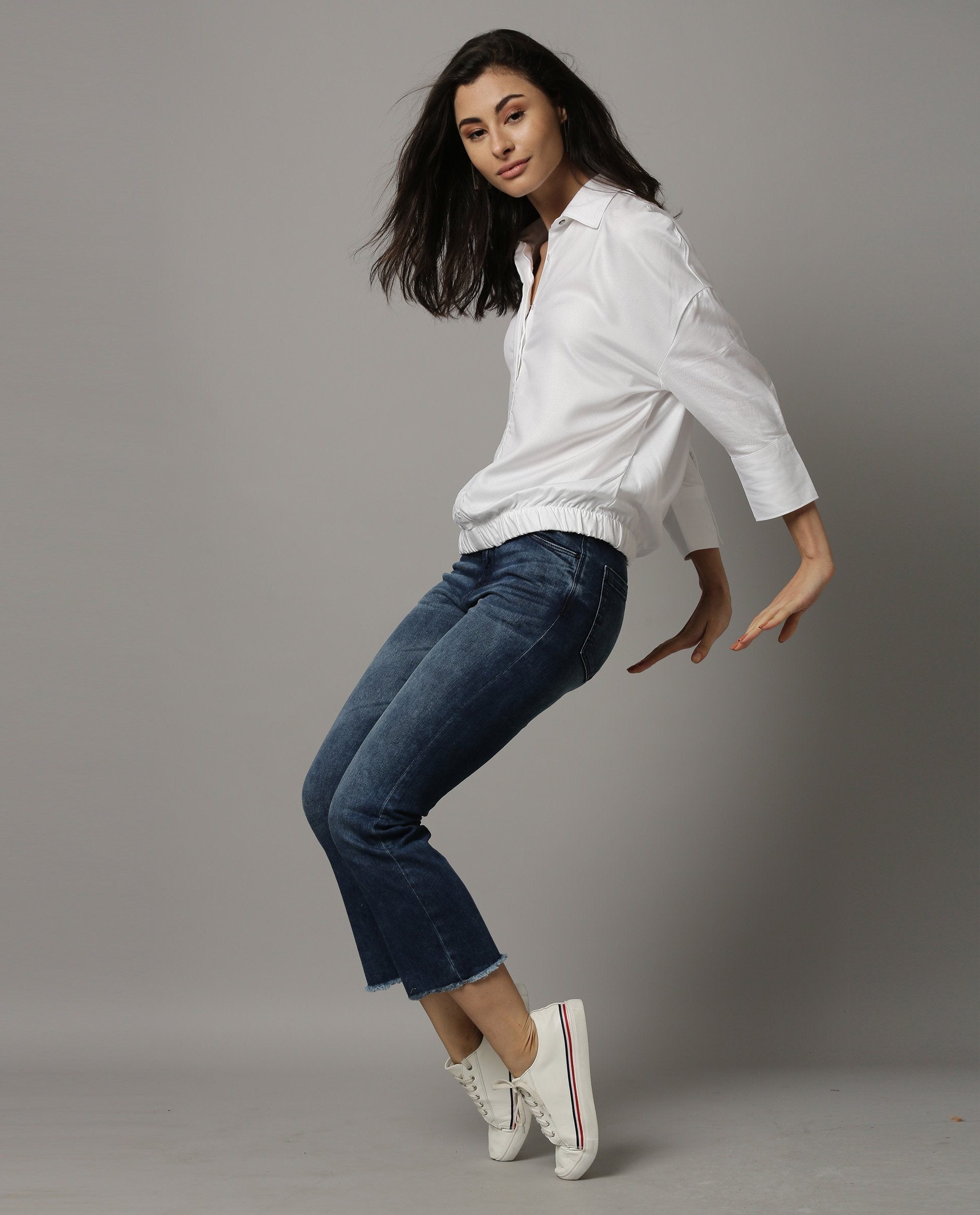 Rareism Women Dupe White Top Short Sleeves Solid