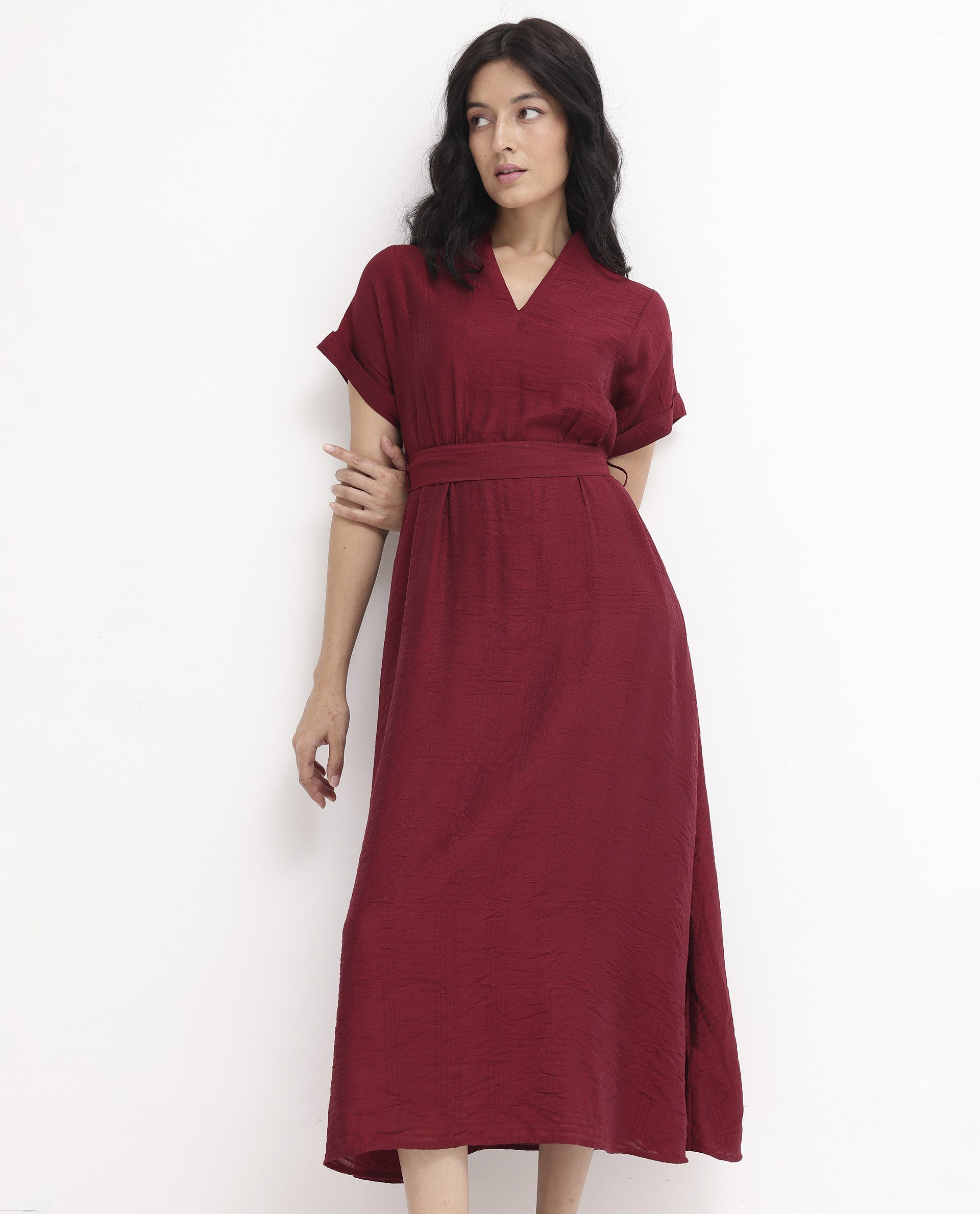 Rareism Women Ehlum Red Extended Sleeves V-Neck A-Line Midi Plain Dress