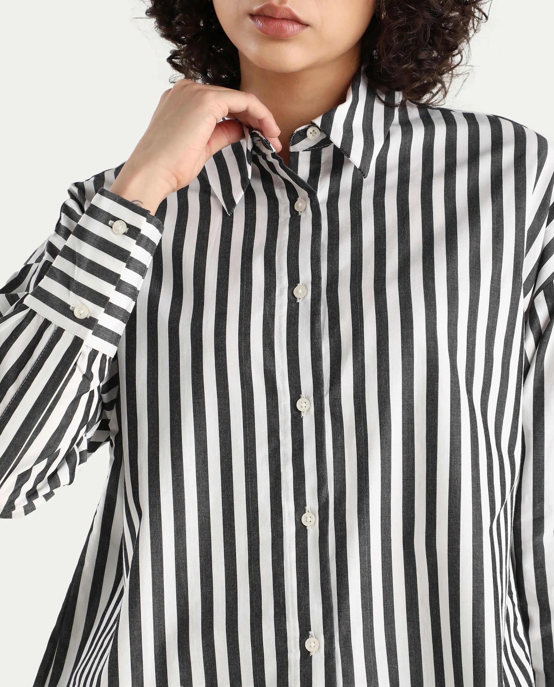Rareism Women's Epdyed White Viscose Striped Cuffed Sleeve Boxy Fit Shirt