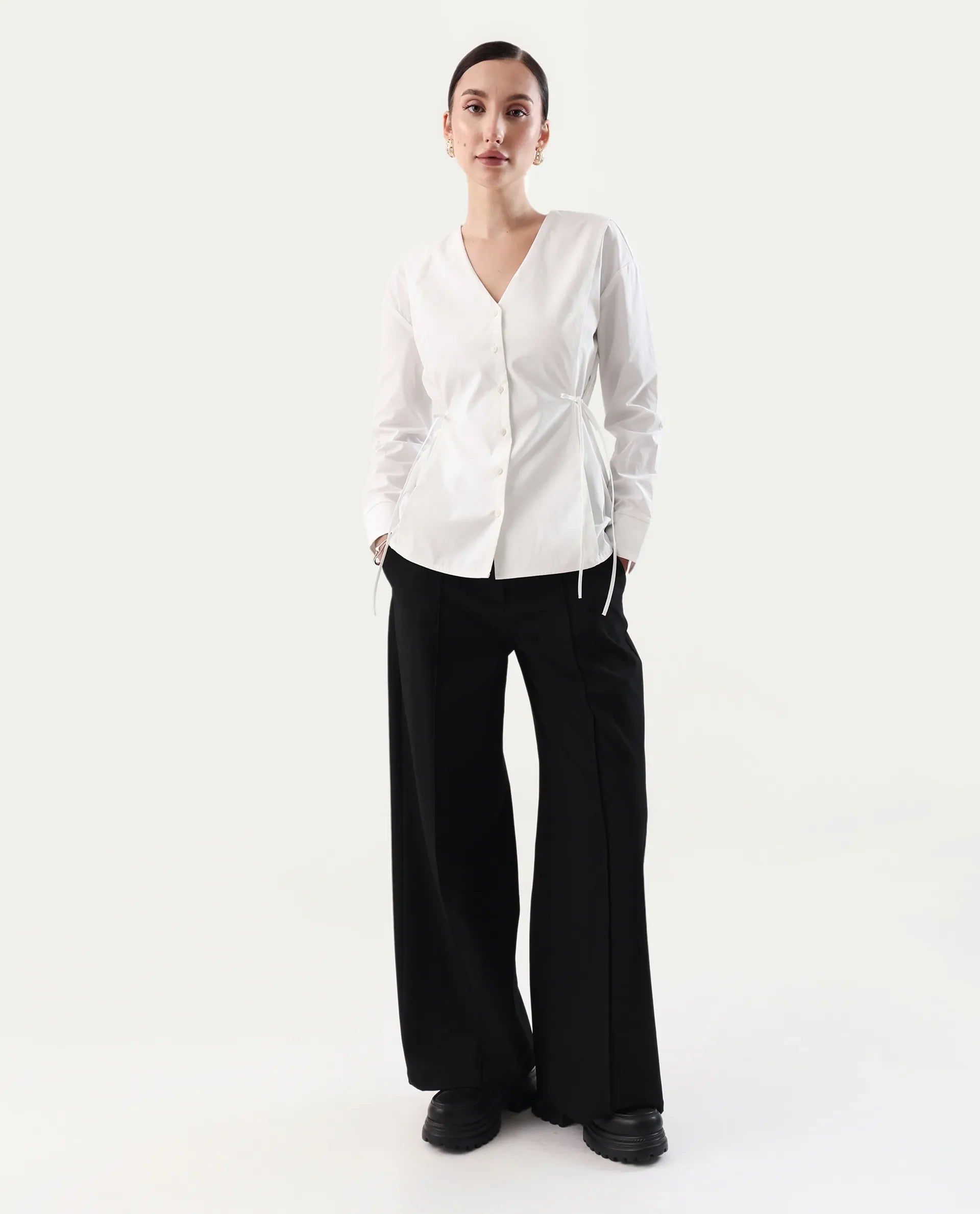 Rareism Women's Epled White Cotton Crew Neck Plain Cuffed Sleeve Regular Fit Top