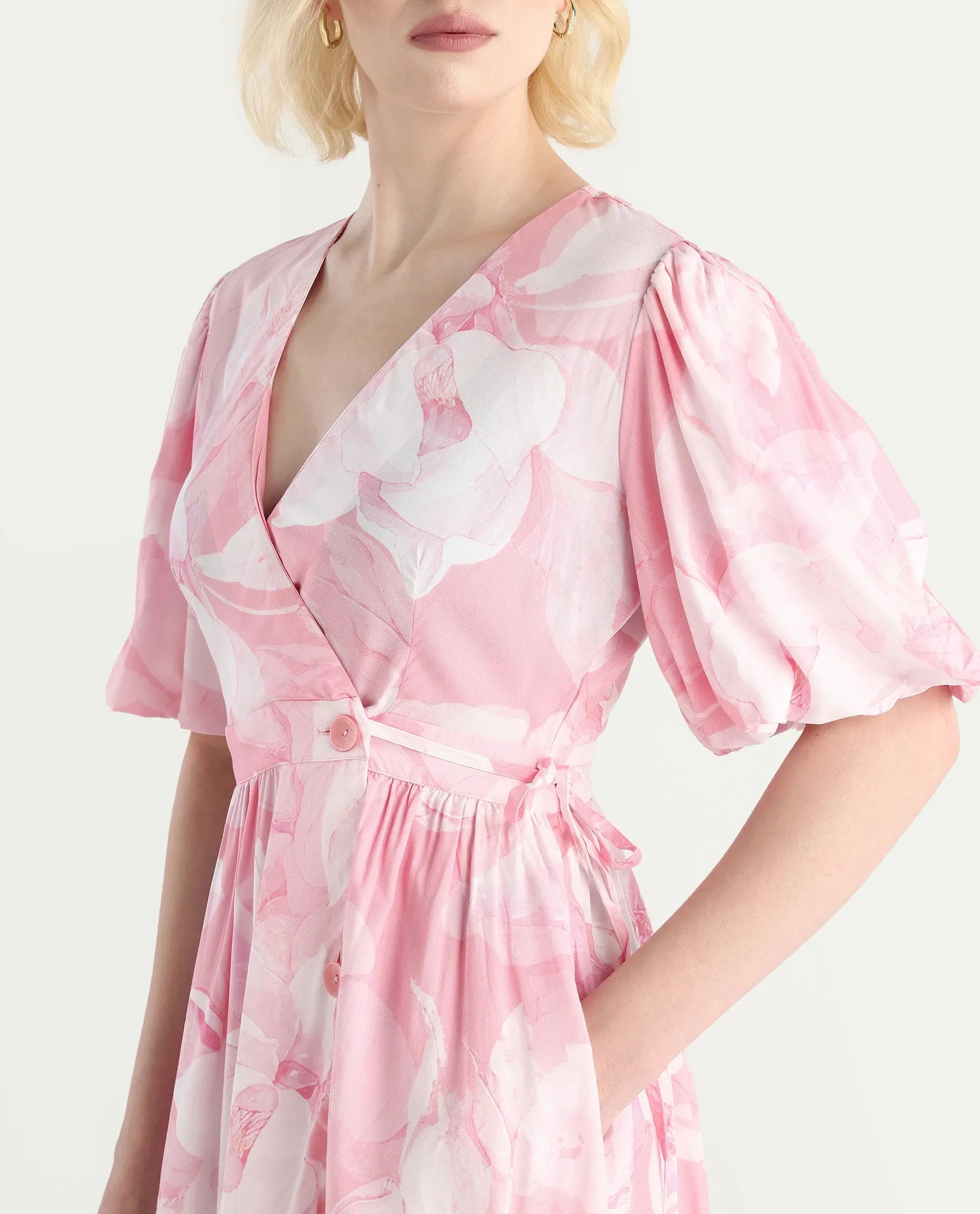 Rareism Women's Epleo Light Pink Viscose V-Neck Printed Balloon Sleeve Midi Regular Fit Dress