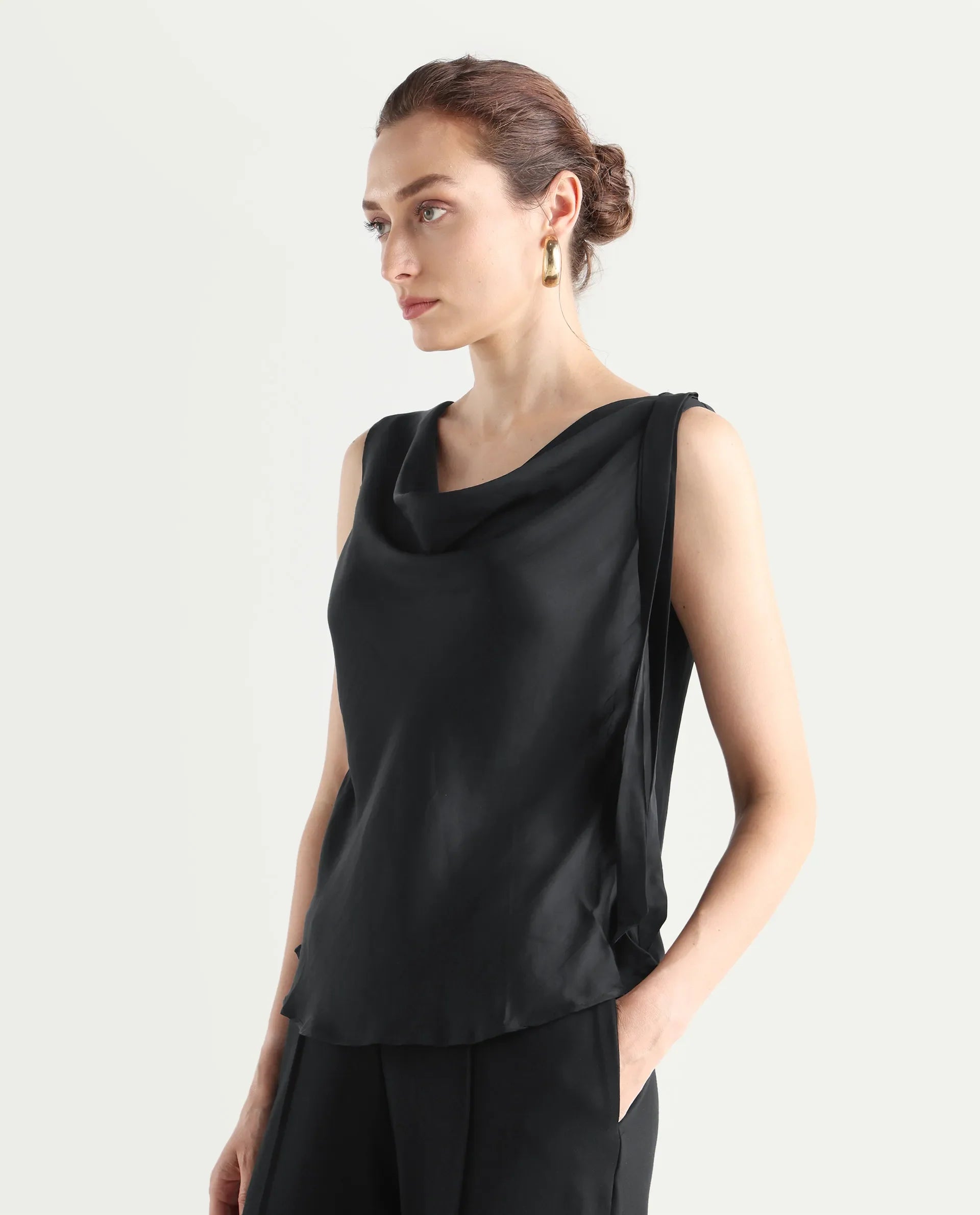 Rareism Women's Epuke Black Satin Boat Neck Plain Sleeveless Regular Fit Top