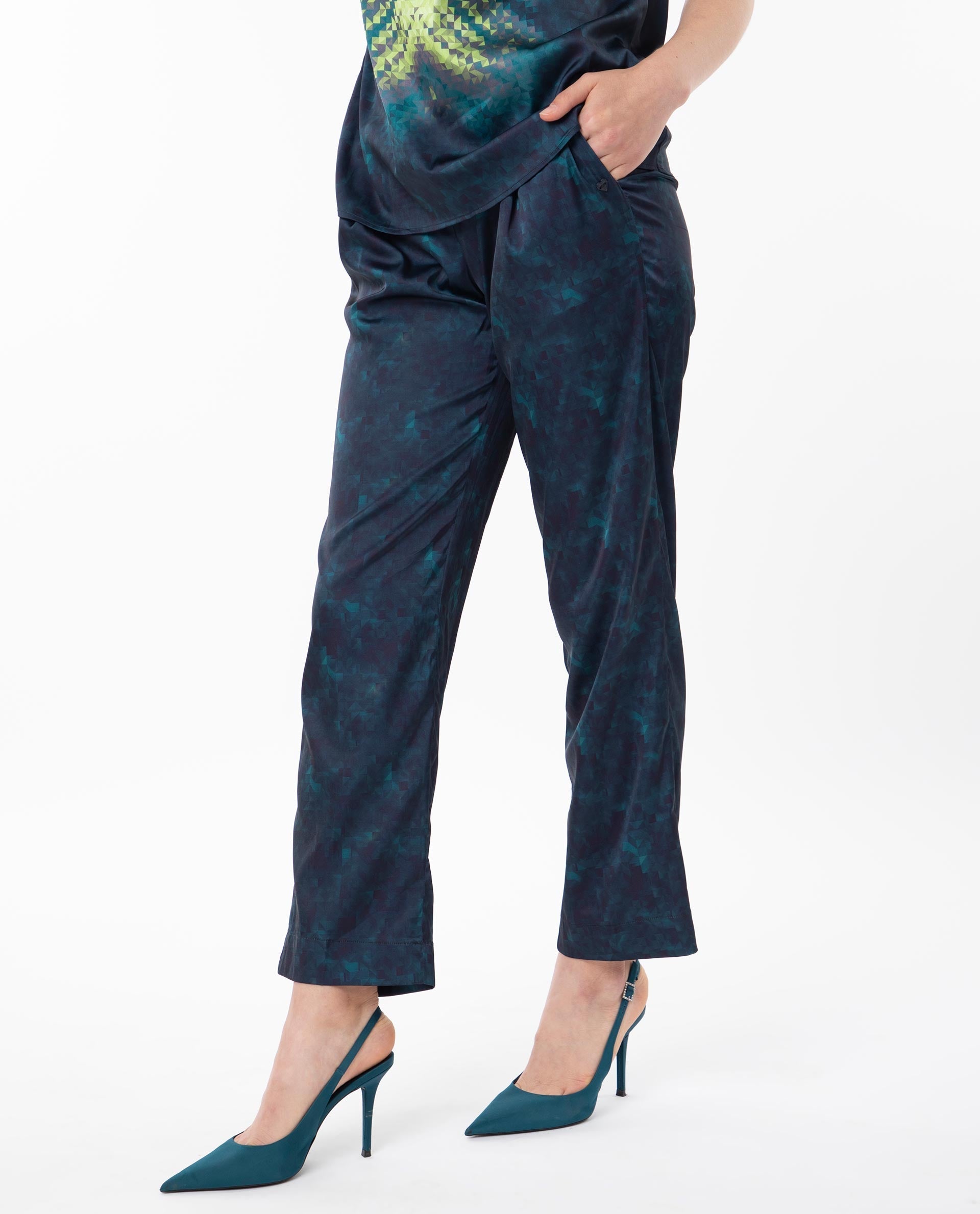 Rareism Women's Erent Blue Polyester Abstract Print Ankle Length Relaxed Fit Trouser