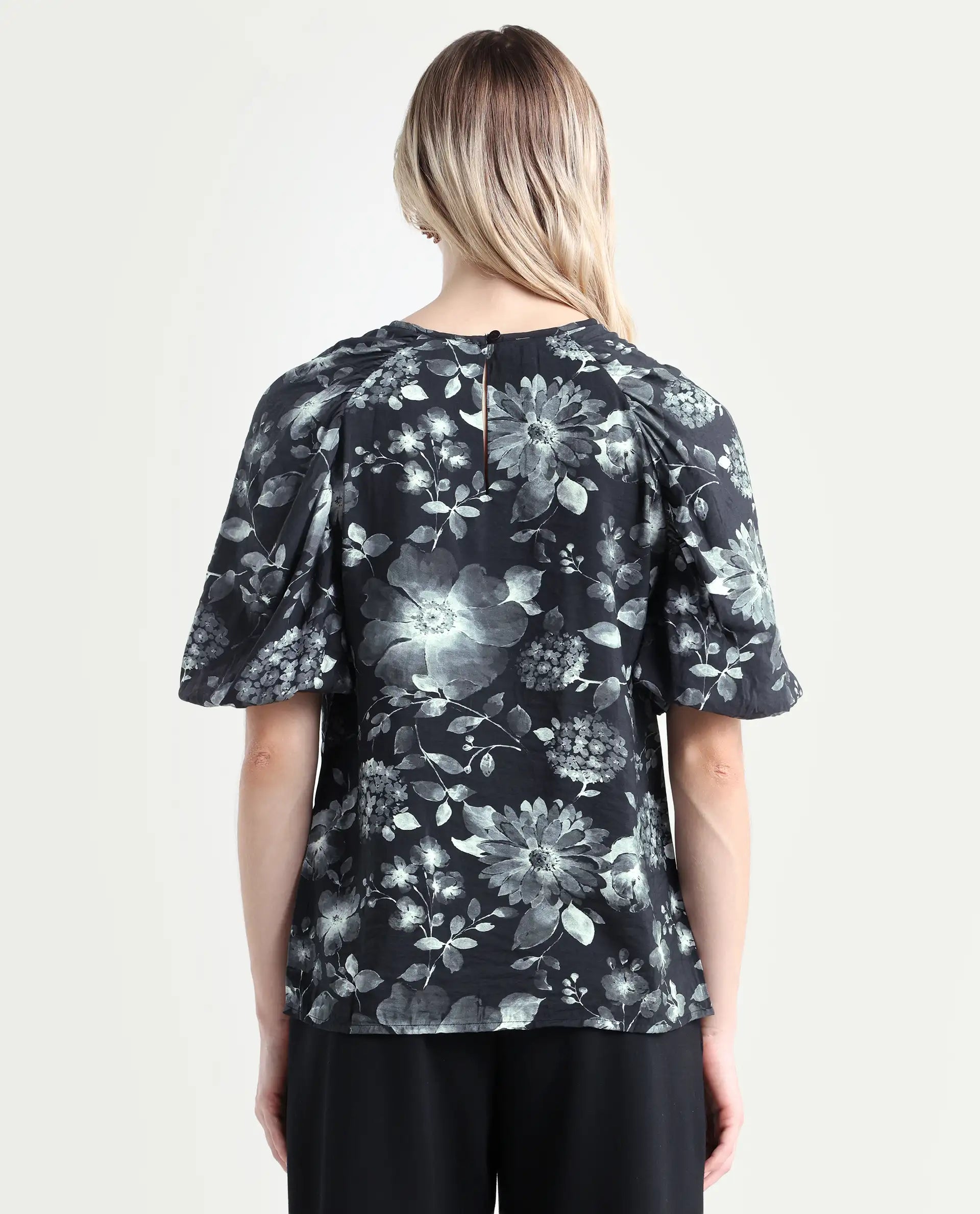 Rareism Women's Esme Black Viscose Crew Neck Floral Print Puff Sleeves Crop Regular Fit Top