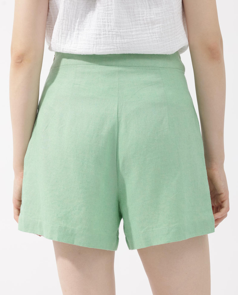 Rareism Women Eveny Pastel Green Viscose Linen Fabric Zip Closure Slim Fit Plain Mini Shorts