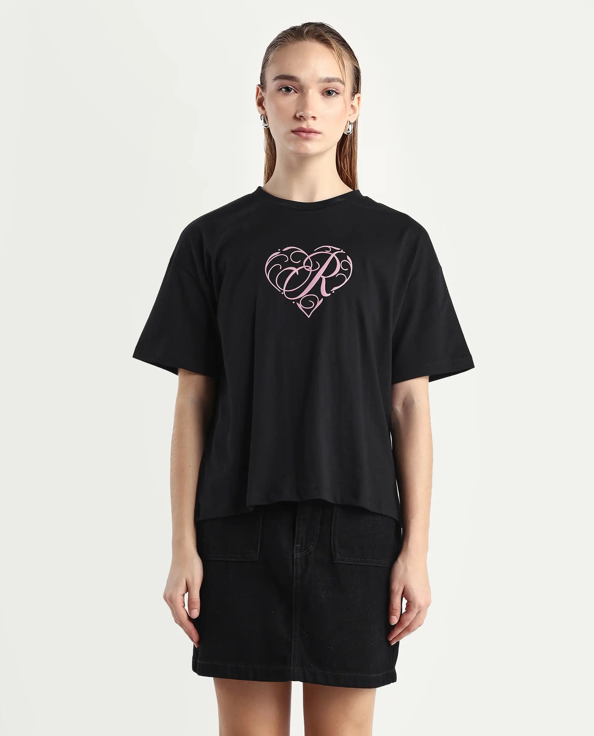 Rareism Women's Fer Black Cotton Crew Neck Relaxed Fit T-Shirt