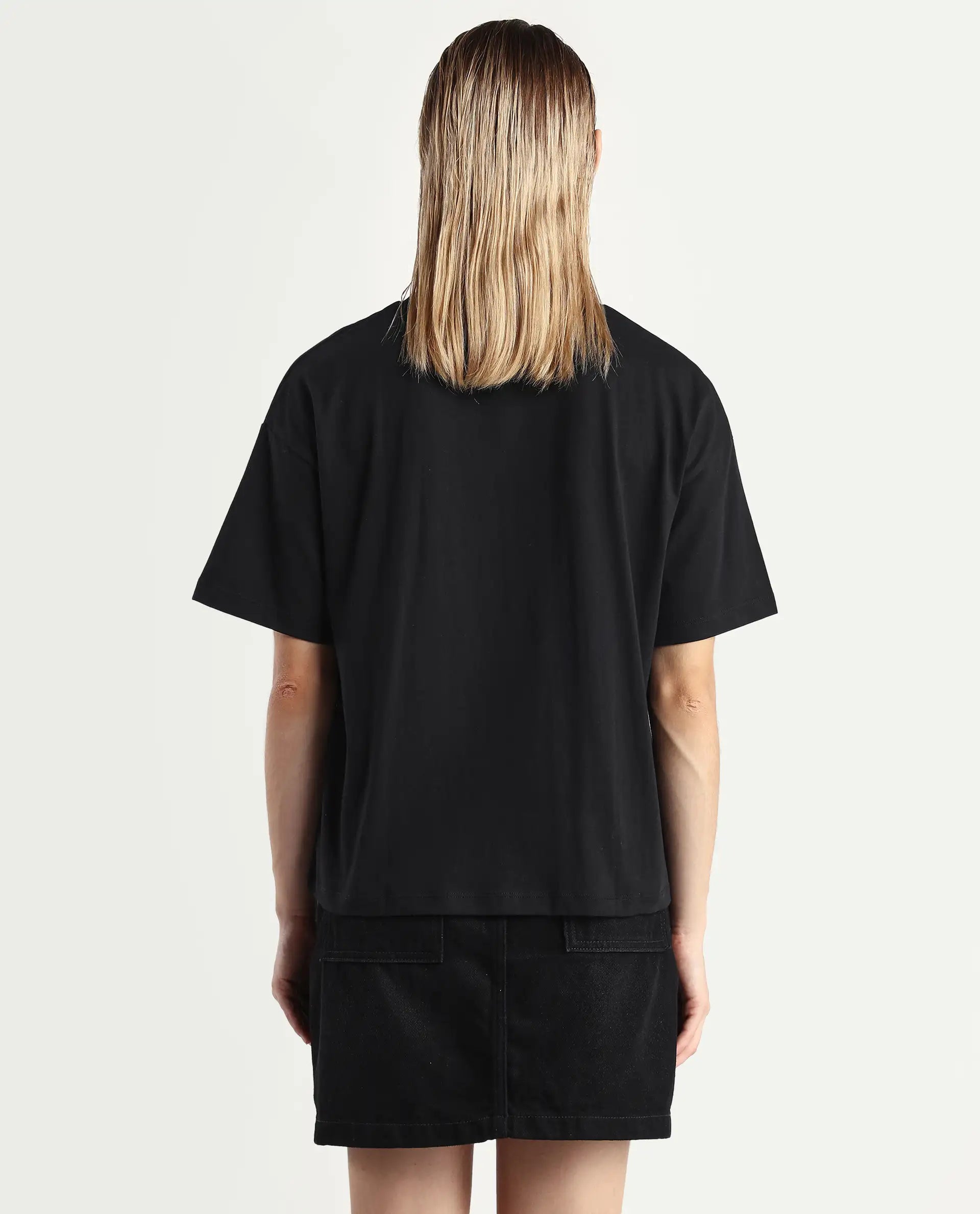 Rareism Women's Fer Black Cotton Crew Neck Relaxed Fit T-Shirt