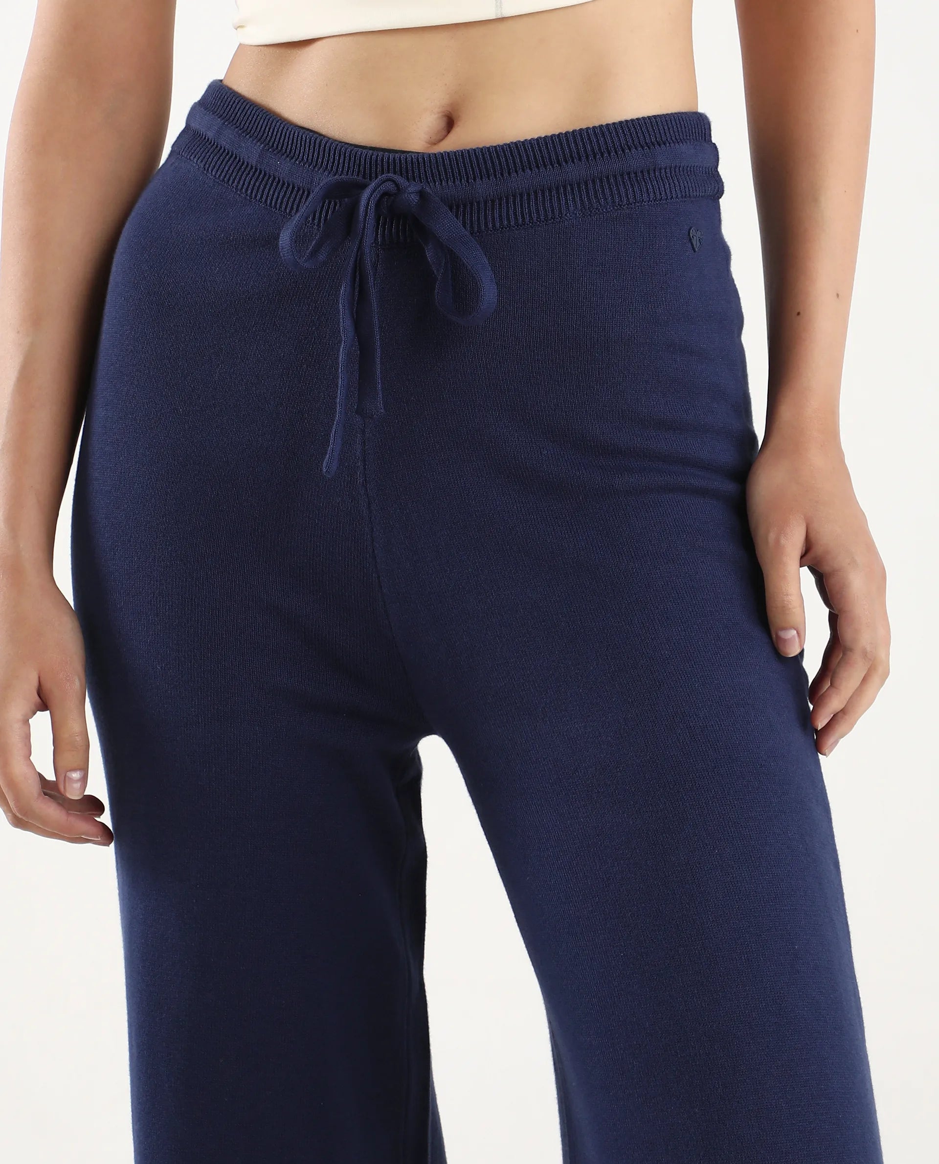 Rareism Women's Finnet B Navy Knit Plain Ankle Length Wide Leg Track Pant