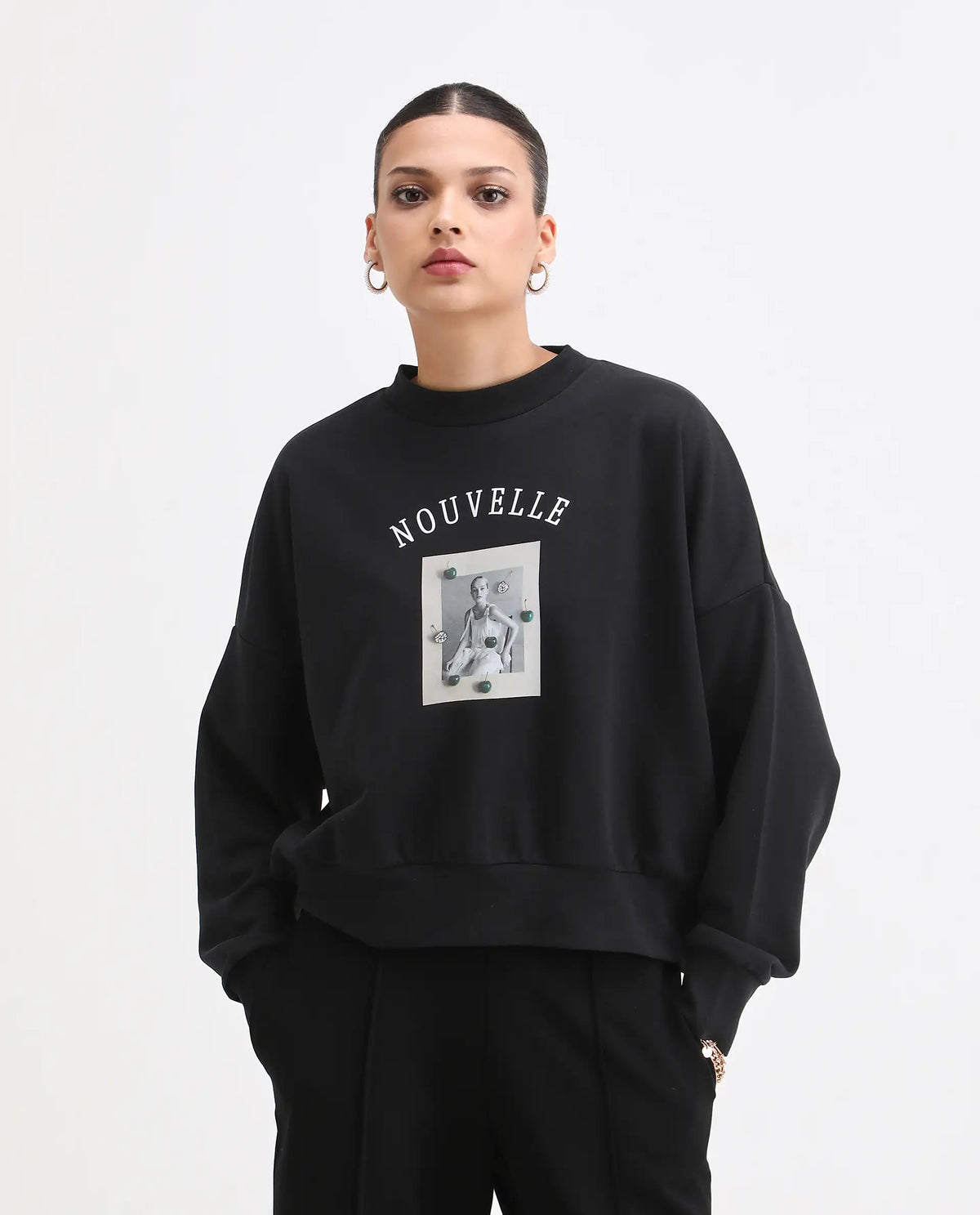 Rareism Women's Flen Black Cotton Blend Crew Neck Oversize Fit Graphic Print Sweatshirt
