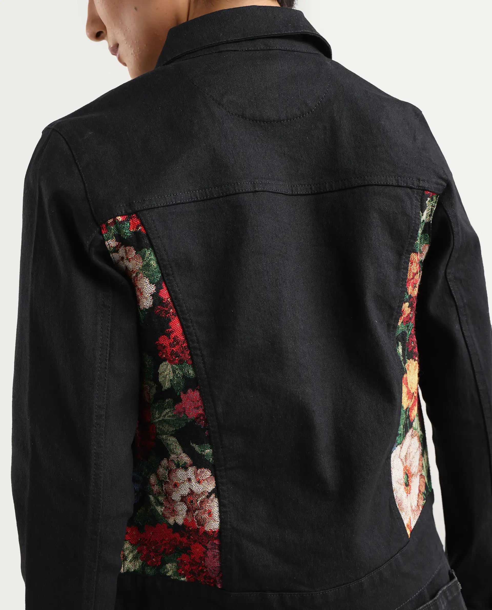 Rareism Women's Floria Black Cotton Blend Drop Collar Plain Cuffed Sleeve Regular Fit Jacket