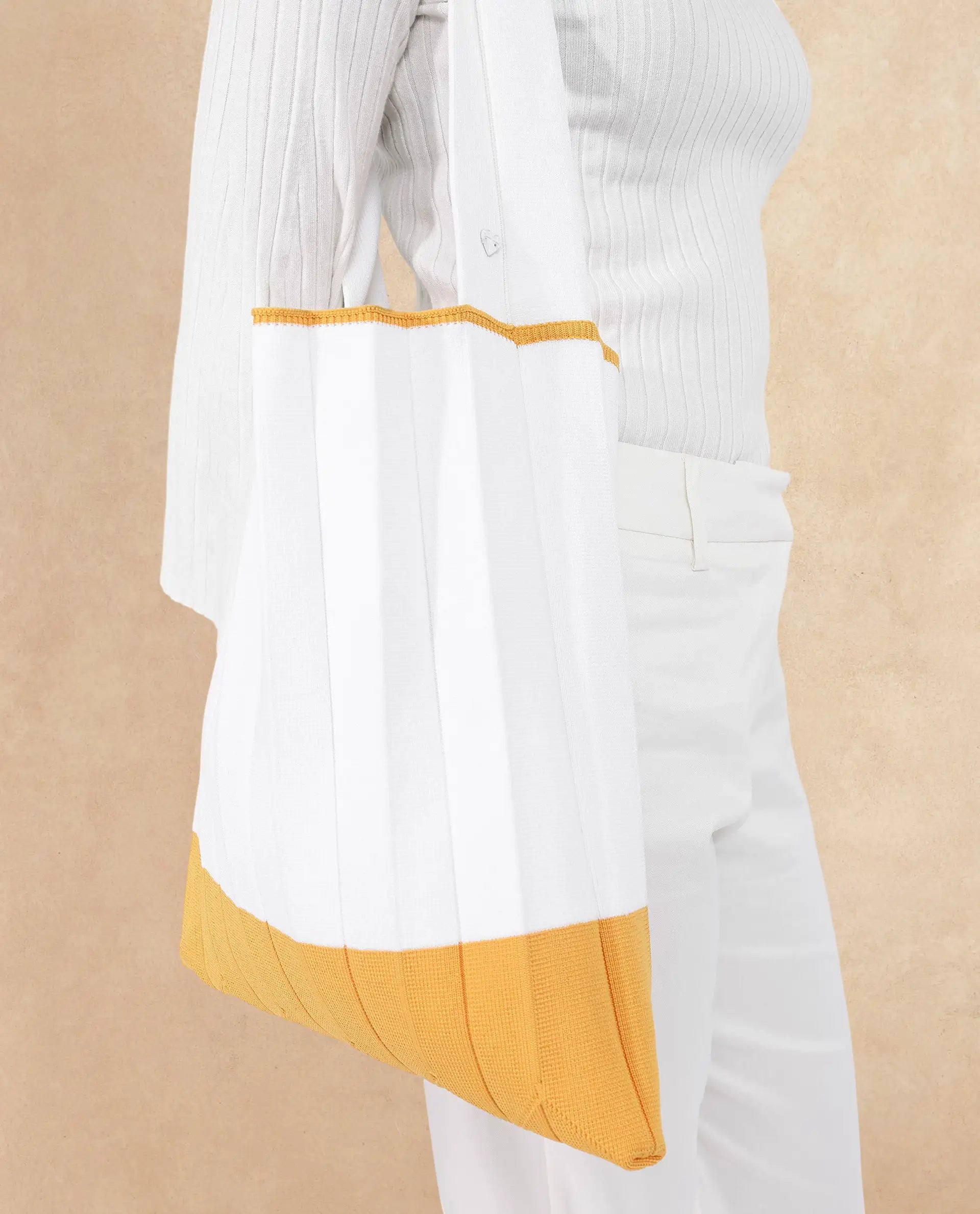 Rareism Articale Women Flounce Off White Polyester Fabric Colorblock Knitted Tote Bag