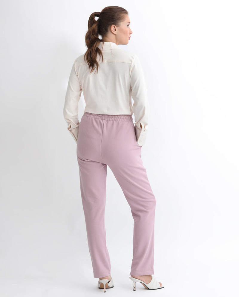 Rareism Women Fronk Dusky Pink Poly Cotton Fabric Tailored Fit Solid Mid Rise Ankle Length Track Pant