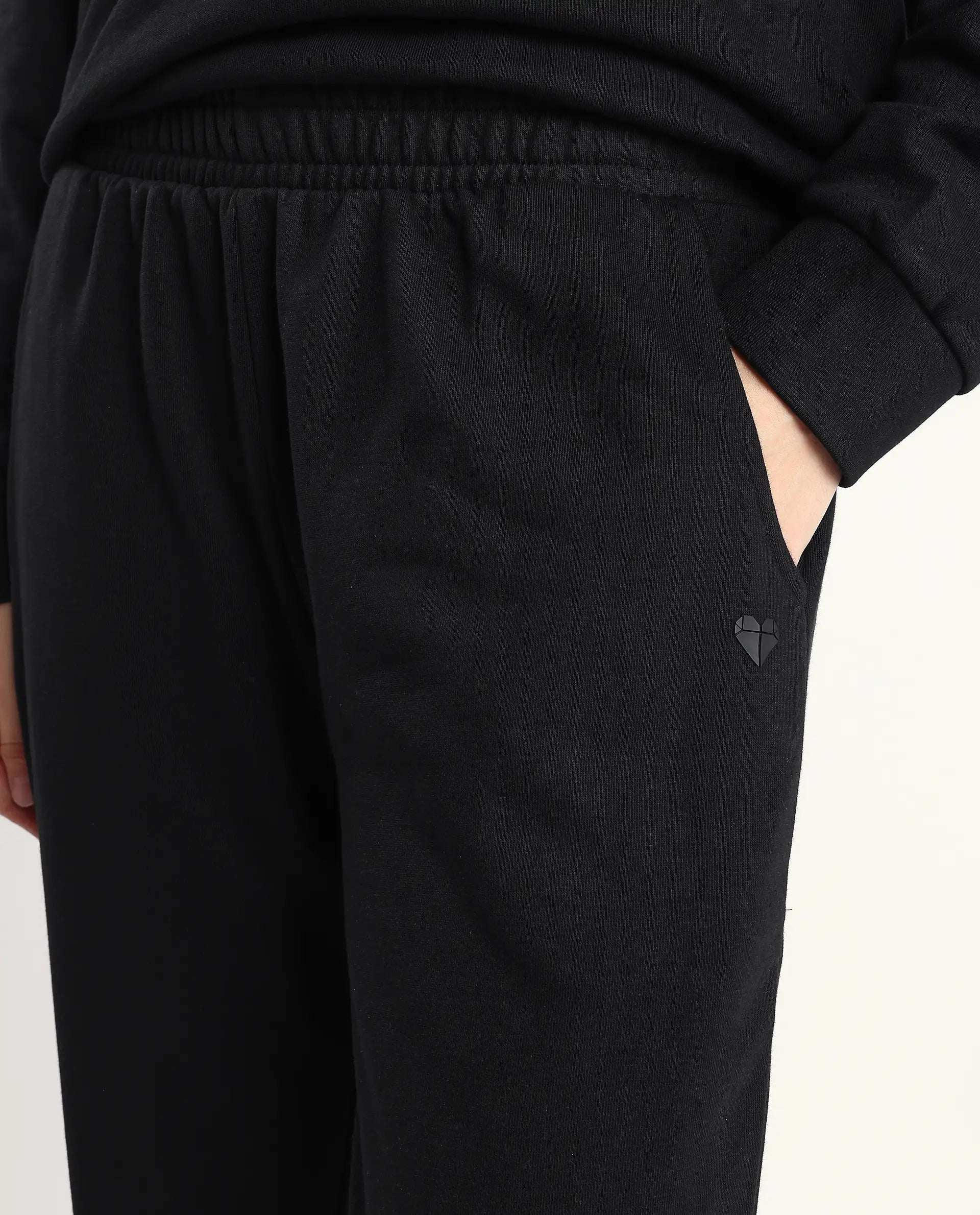 Rareism Women's Fronk Black Polyester Blend Plain Ankle Length Tailored Track Pant