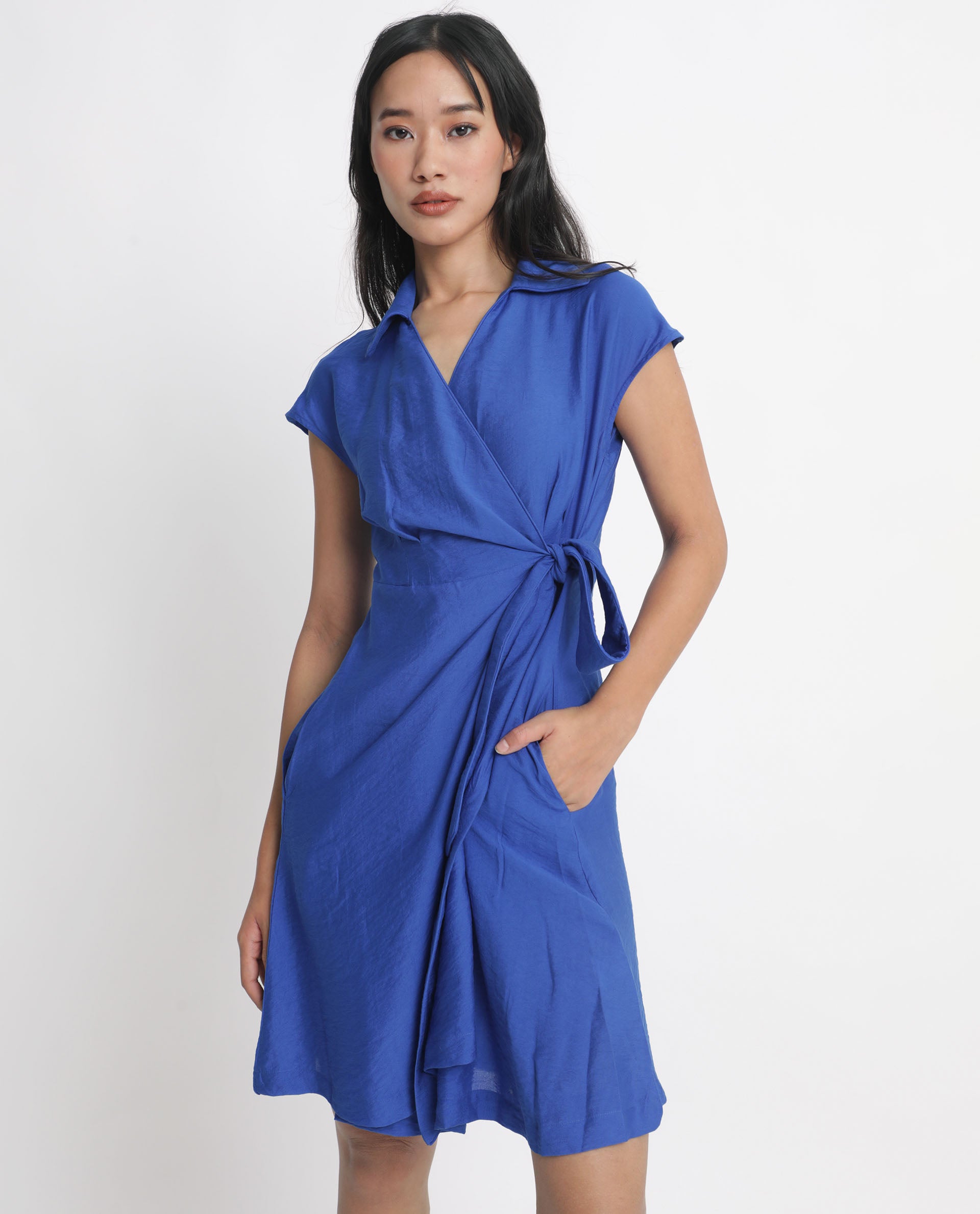 SUIVANTE Straight Solid Gown Nylon Fabric For Women - Black