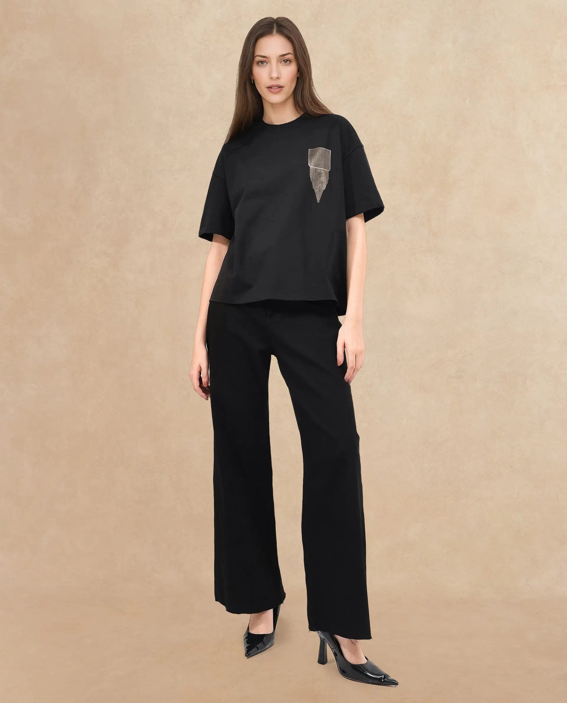 Rareism Women's Glondit Black Cotton Blend Crew Neck Graphic Print Boxy Fit T-Shirt