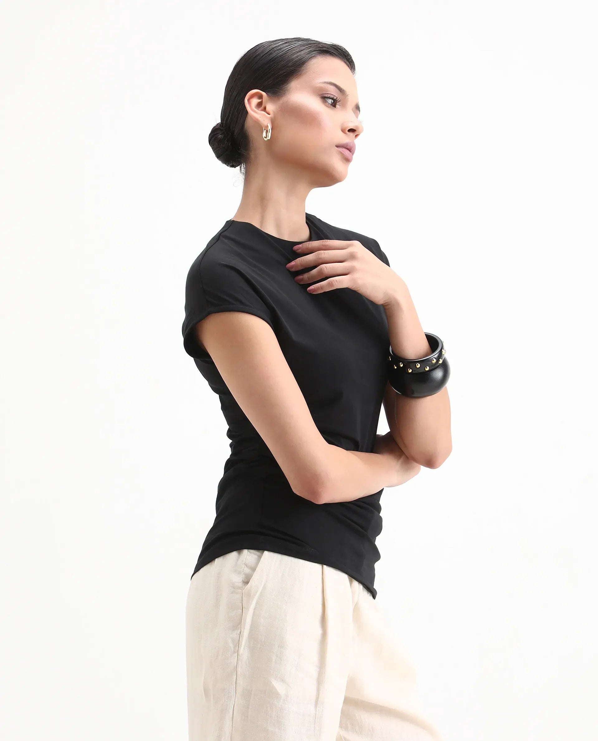 Rareism Women's Granden Black Cotton Crew Neck Plain Extended Sleeves Regular Fit Top