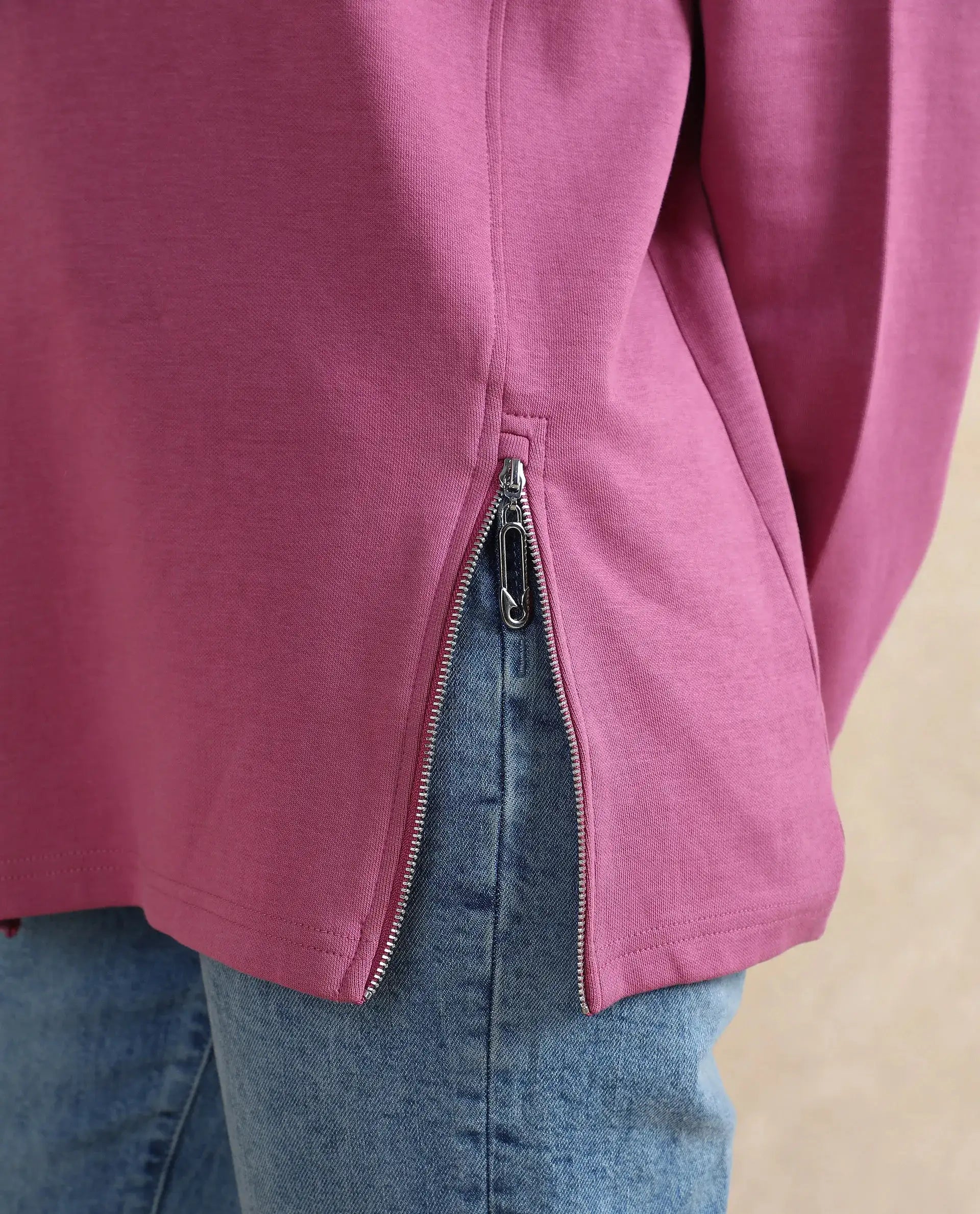 Rareism Women's Gravity Pink Cotton Blend Crew Neck Plain Hip Length Relaxed Fit Sweatshirt