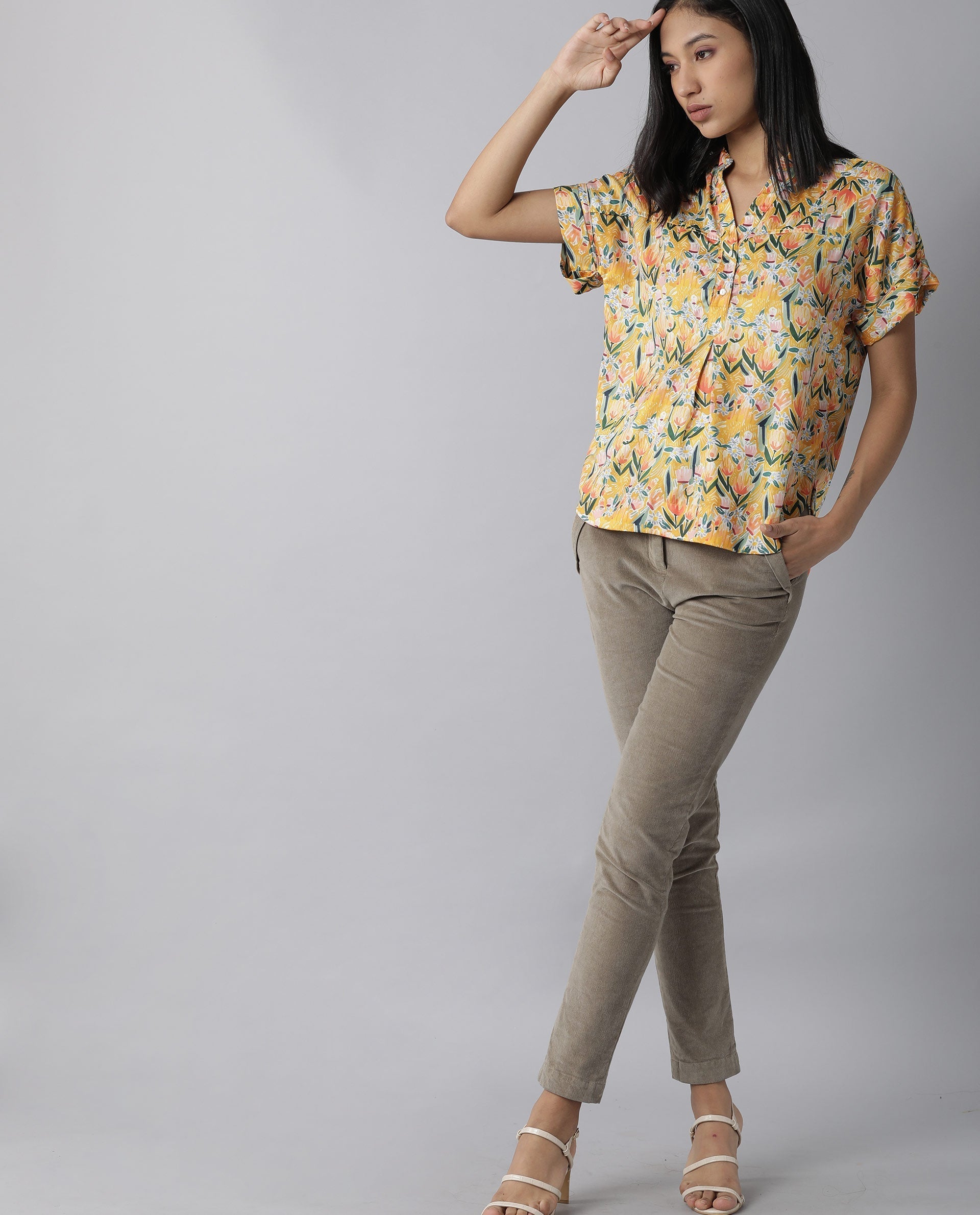 Rareism Women Greenage Yellow Top Short Sleeves Printed