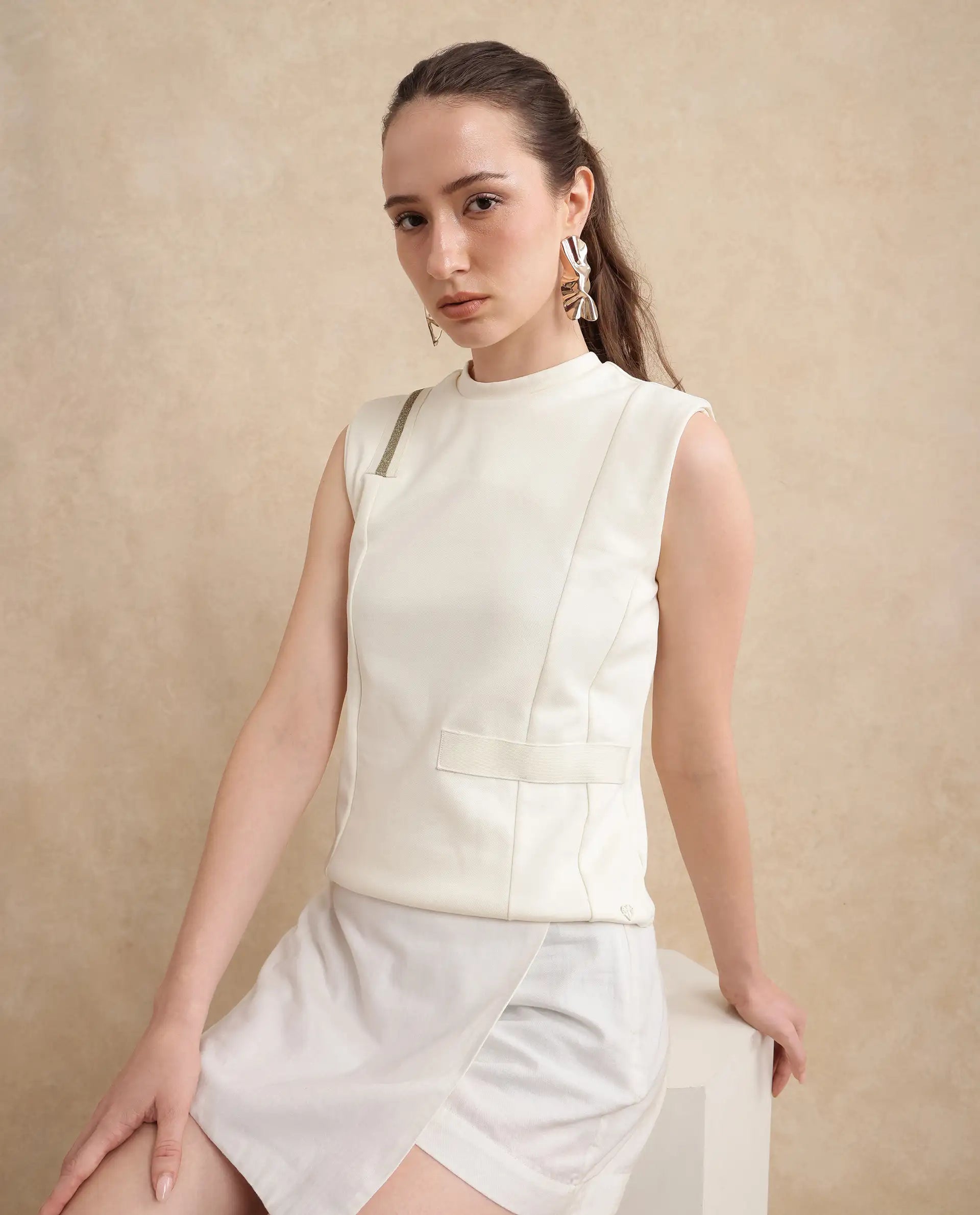 Rareism Women Aytat Off White Plain Top