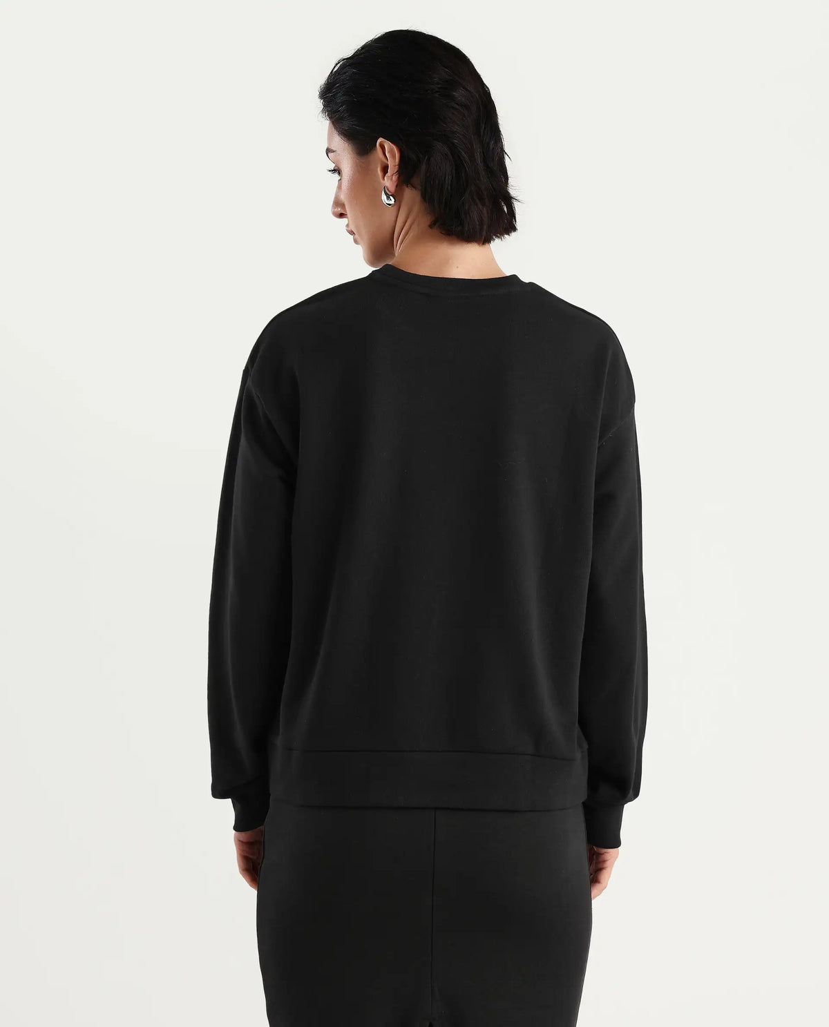 Rareism Women's Herf Black Cotton Crew Neck Graphic Print Regular Fit Sweatshirt