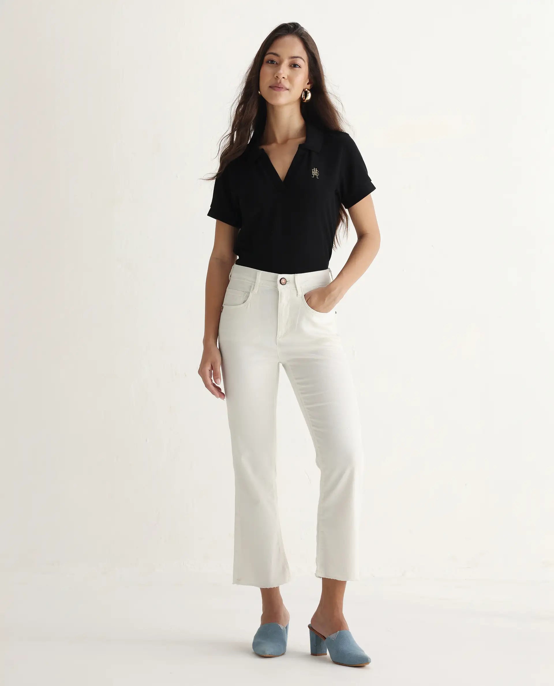 Rareism Women's Hugo White Cotton Plain Ankle Length Relaxed Fit Jeans
